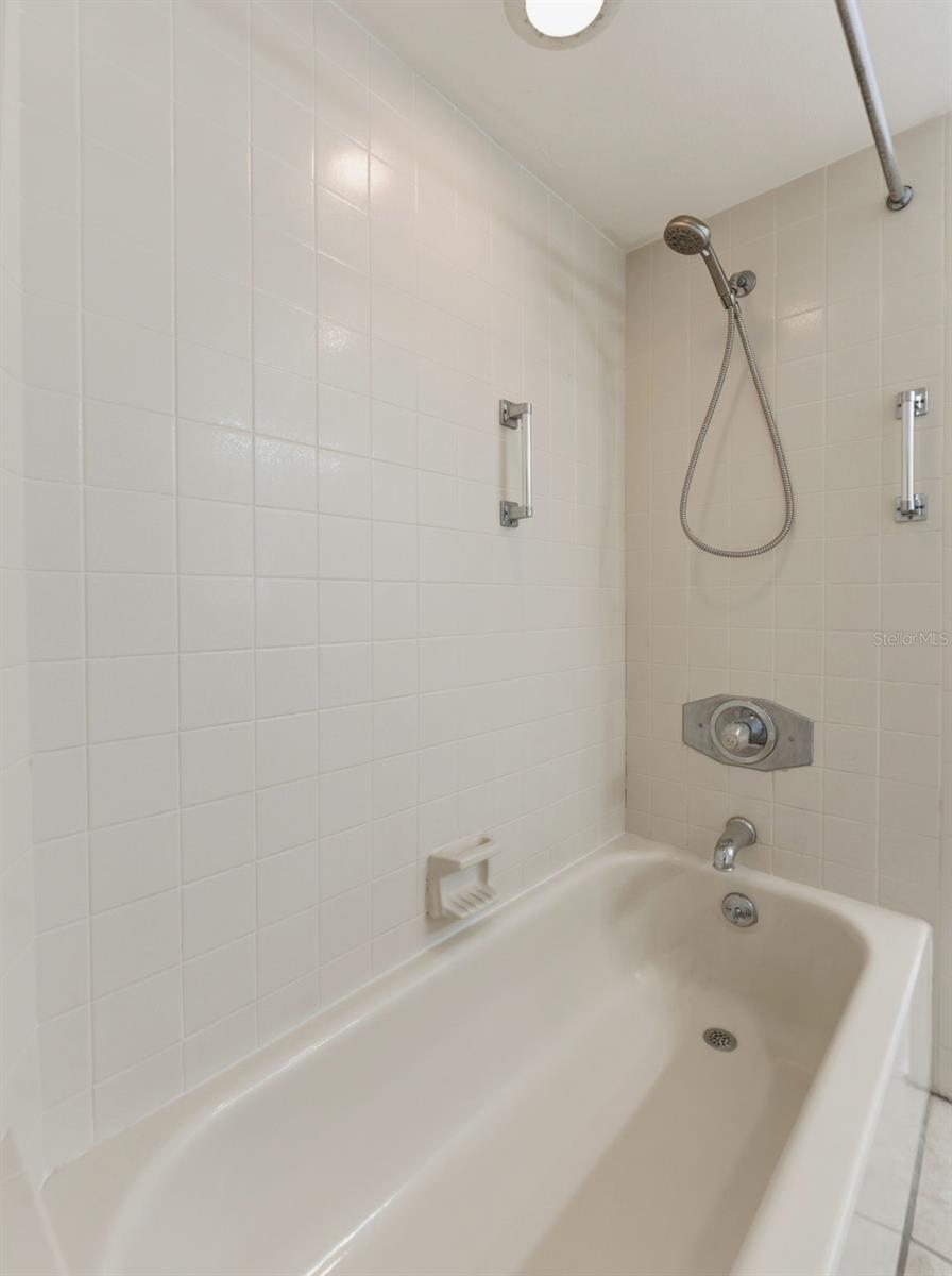 1424 OAKWOOD LN, PLANT CITY, FL, 33563