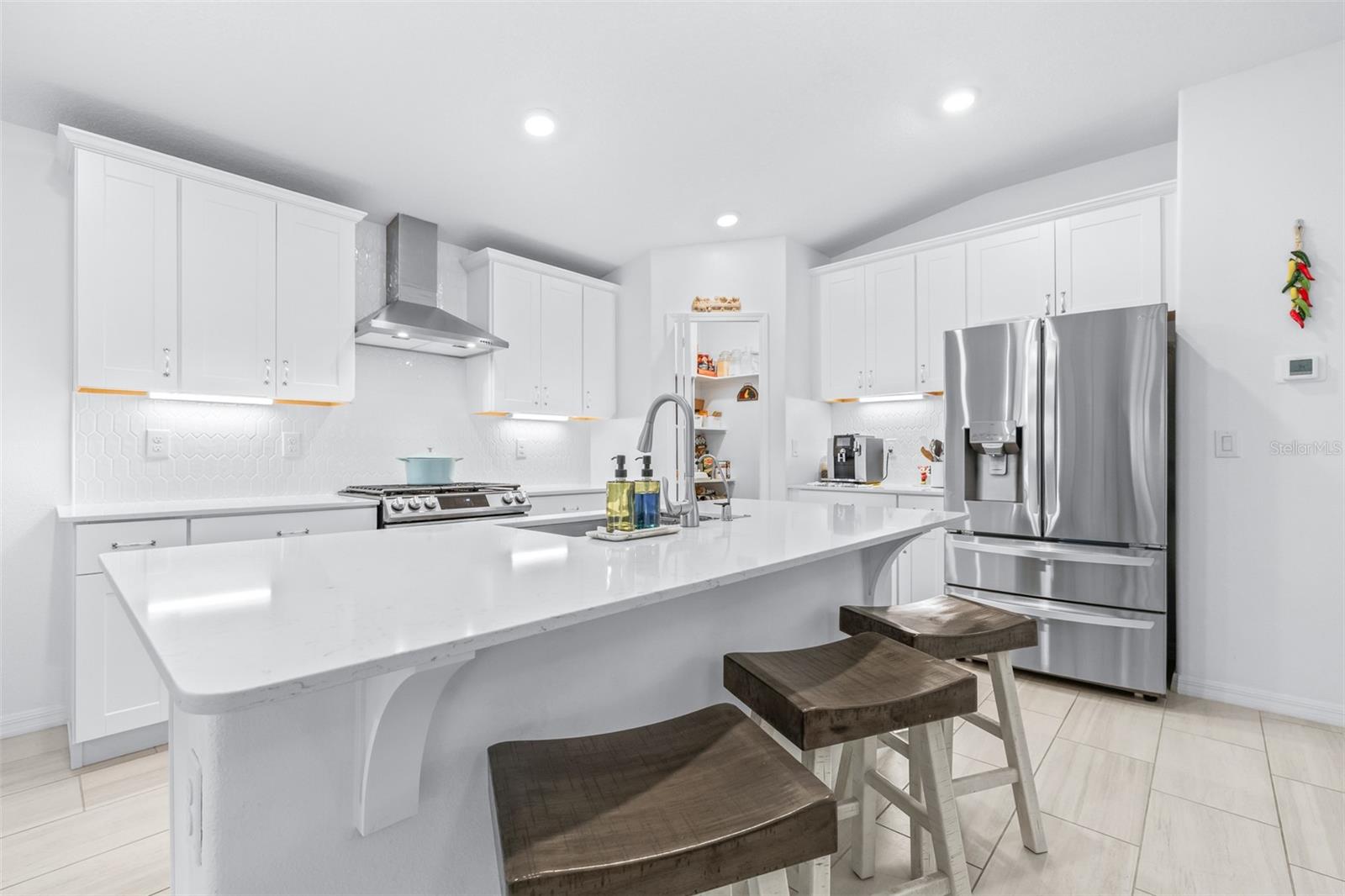 8969 LITTLE BLUESTEM DR, LAND O LAKES, FL, 34637