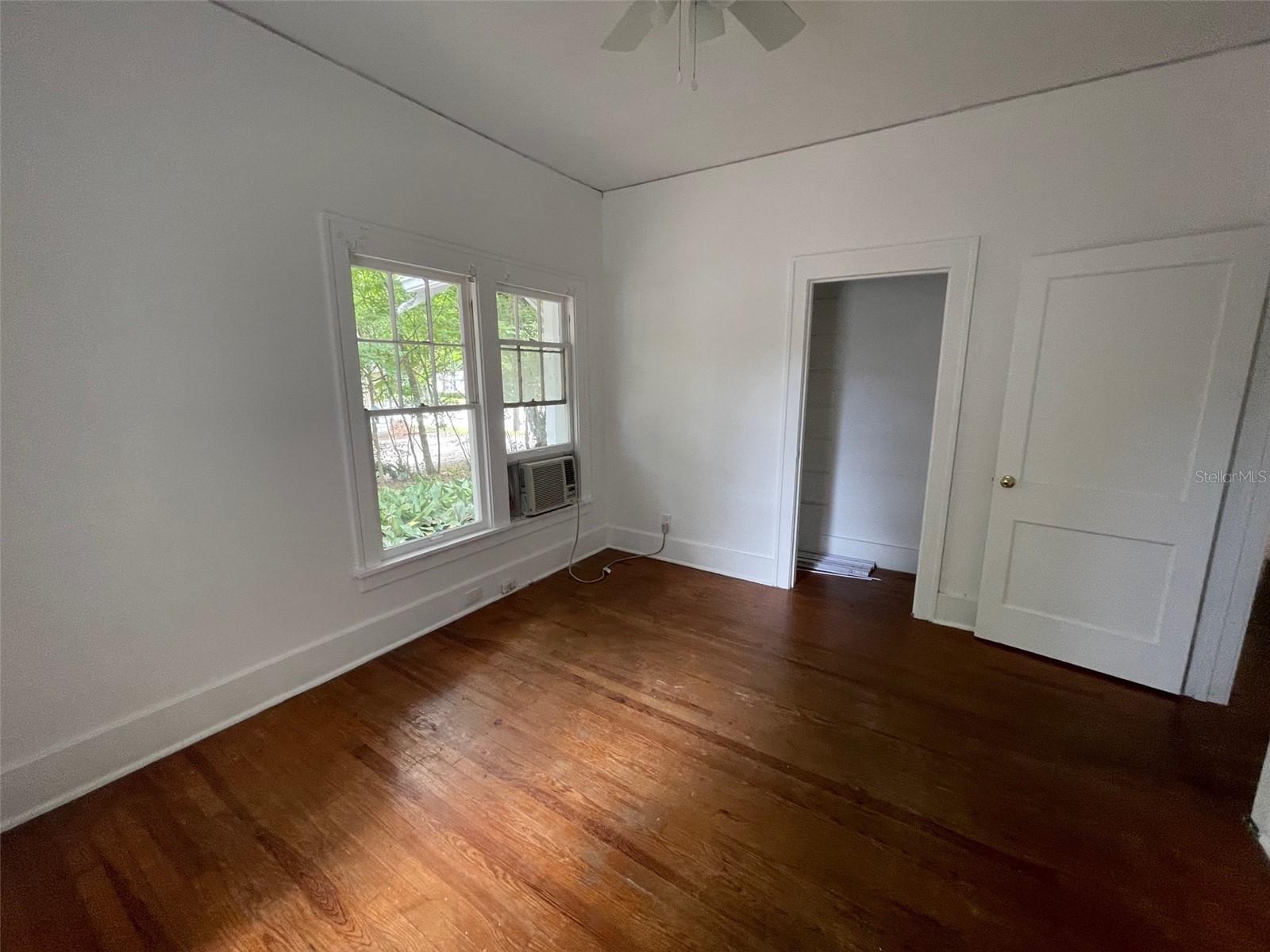 2635 W UNIVERSITY AVE, GAINESVILLE, FL, 32607