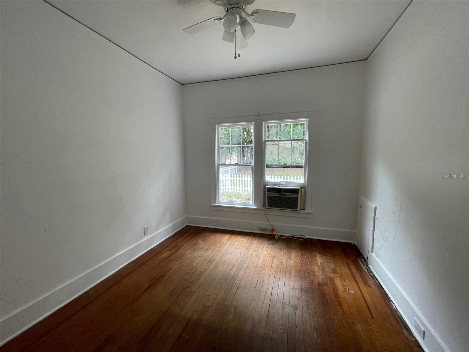 2635 W UNIVERSITY AVE, GAINESVILLE, FL, 32607