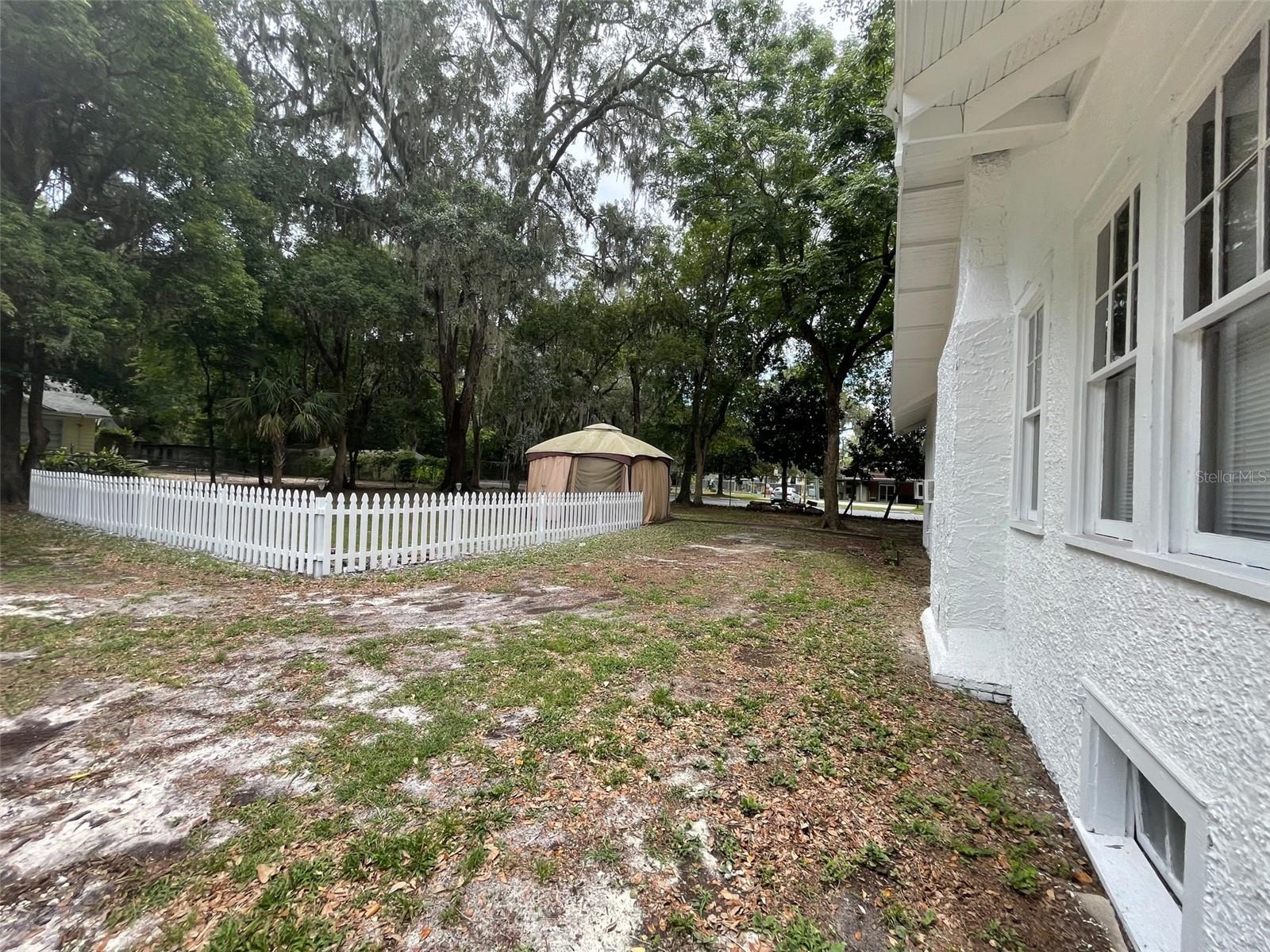 2635 W UNIVERSITY AVE, GAINESVILLE, FL, 32607