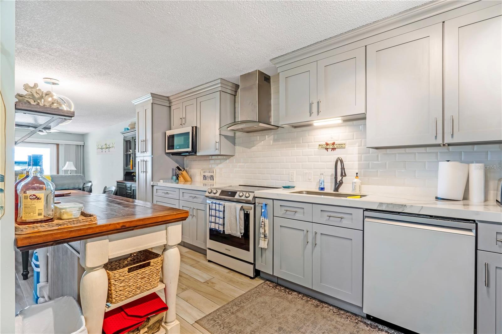 2222 OCEAN SHORE BLVD #102B, ORMOND BEACH, FL, 32176