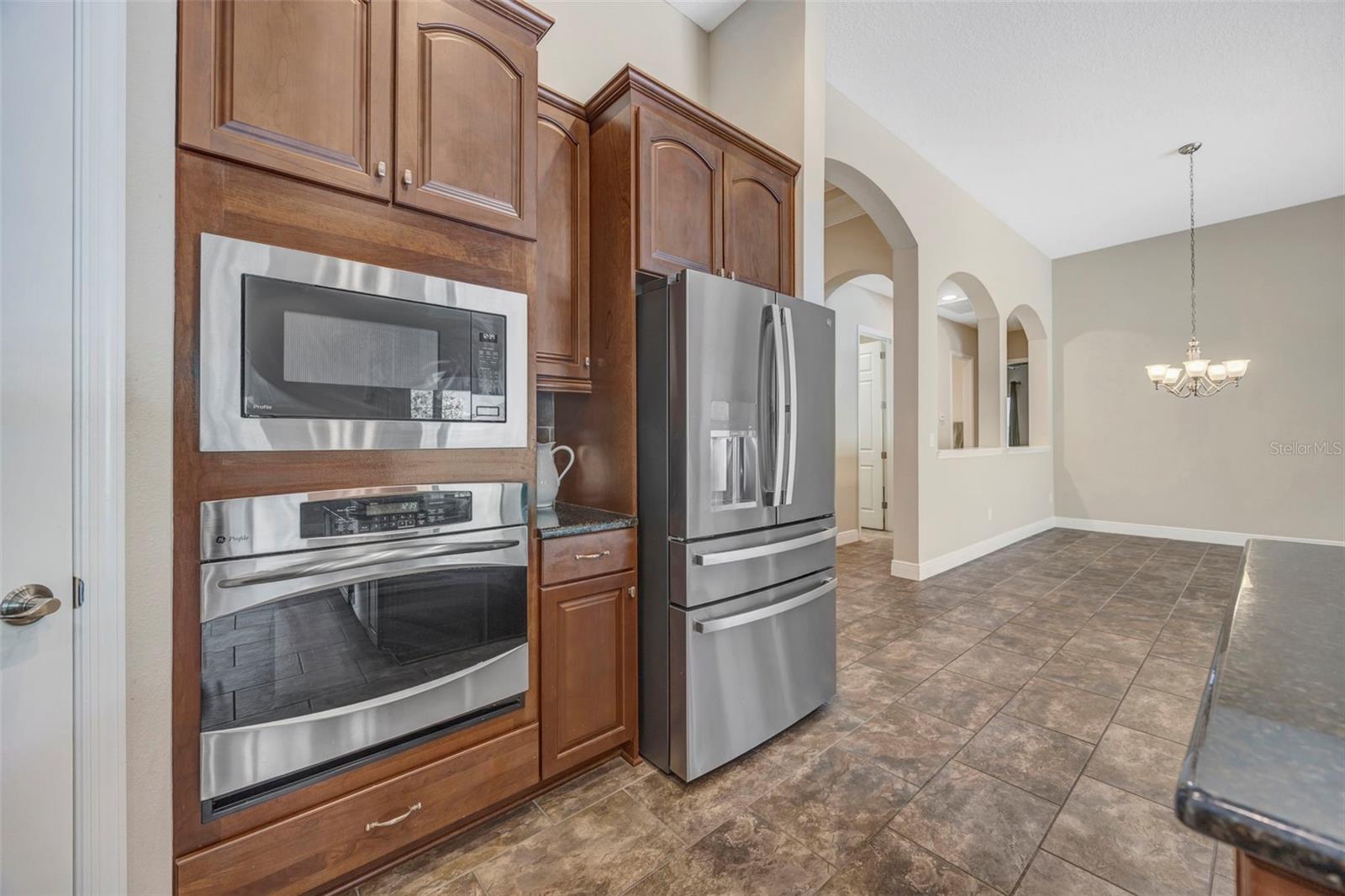 5201 SPARROWGLEN PL, LITHIA, FL, 33547