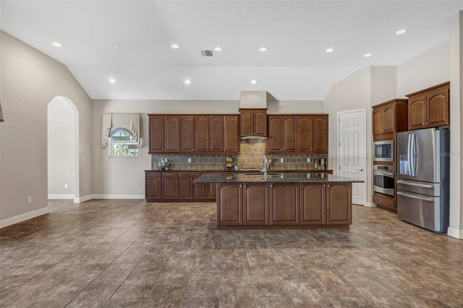 5201 SPARROWGLEN PL, LITHIA, FL, 33547