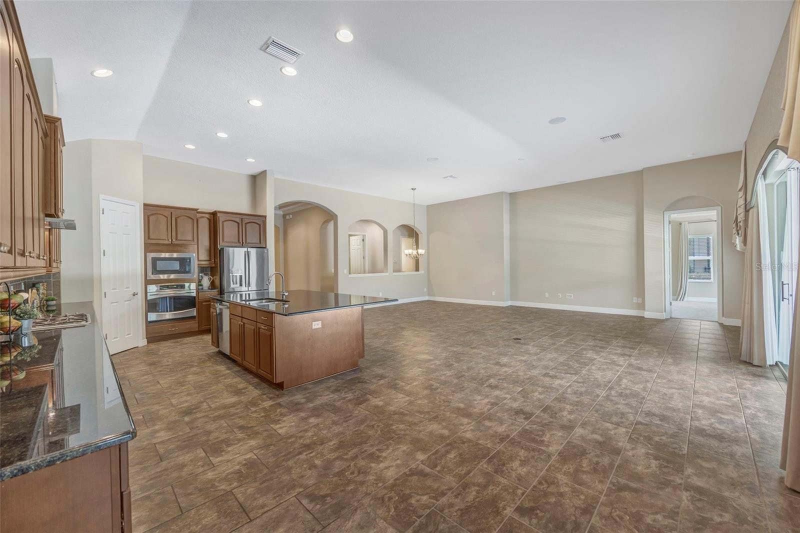 5201 SPARROWGLEN PL, LITHIA, FL, 33547