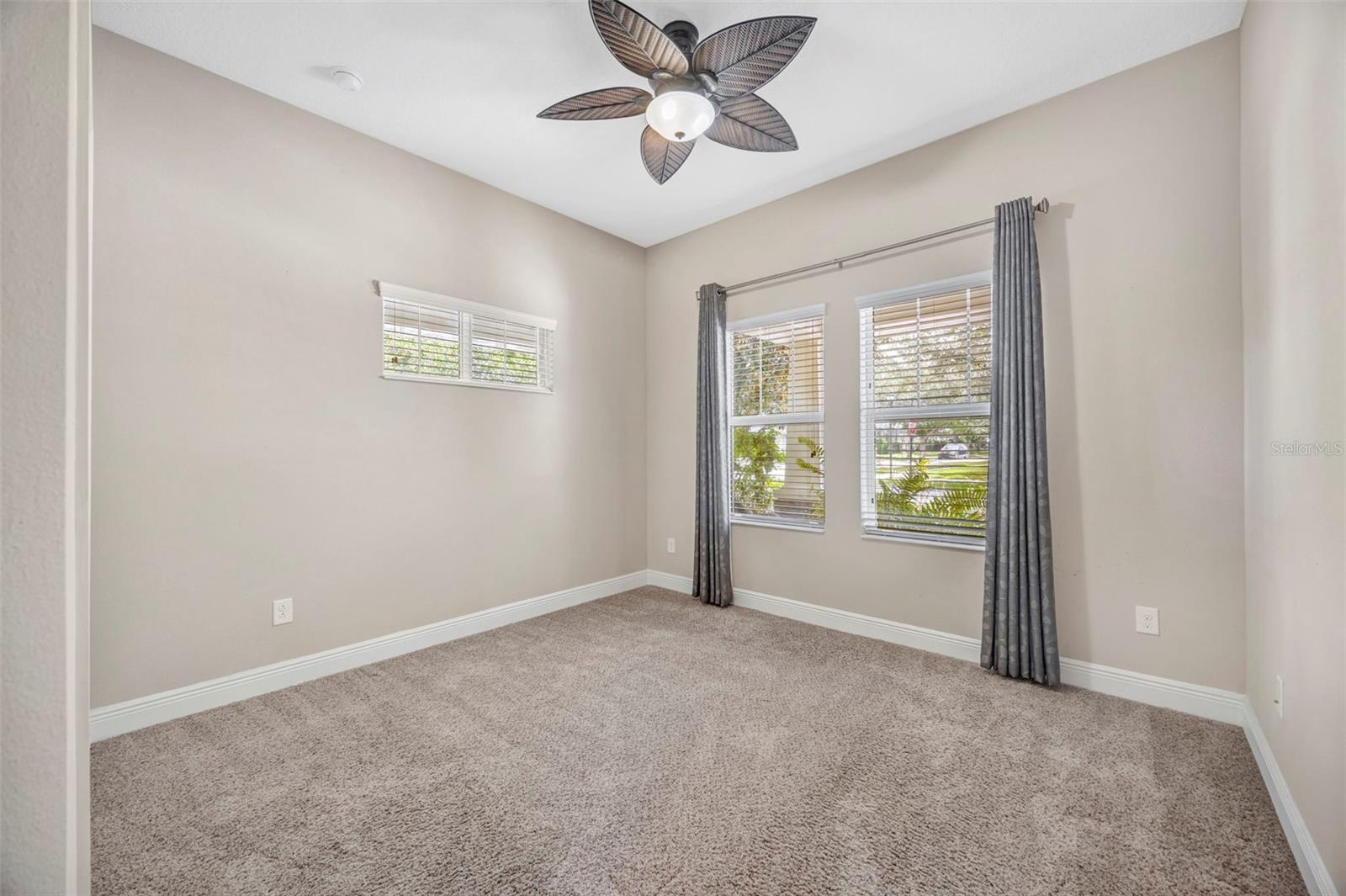 5201 SPARROWGLEN PL, LITHIA, FL, 33547