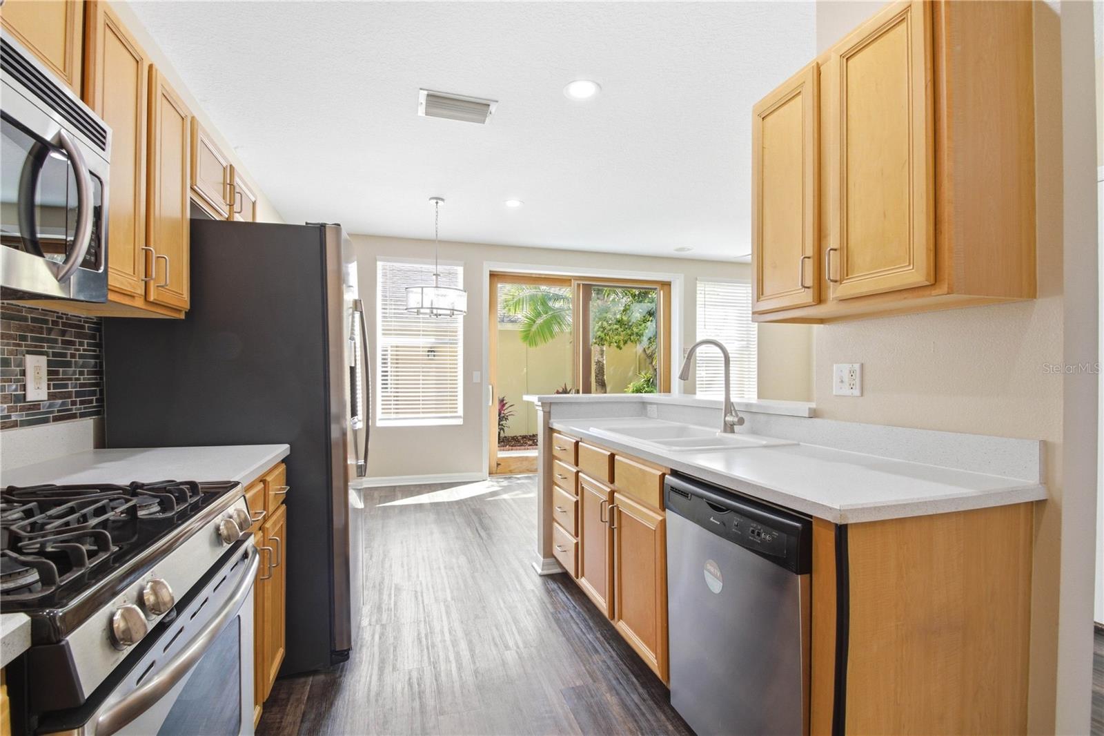 9808 NEW PARKE RD, TAMPA, FL, 33626