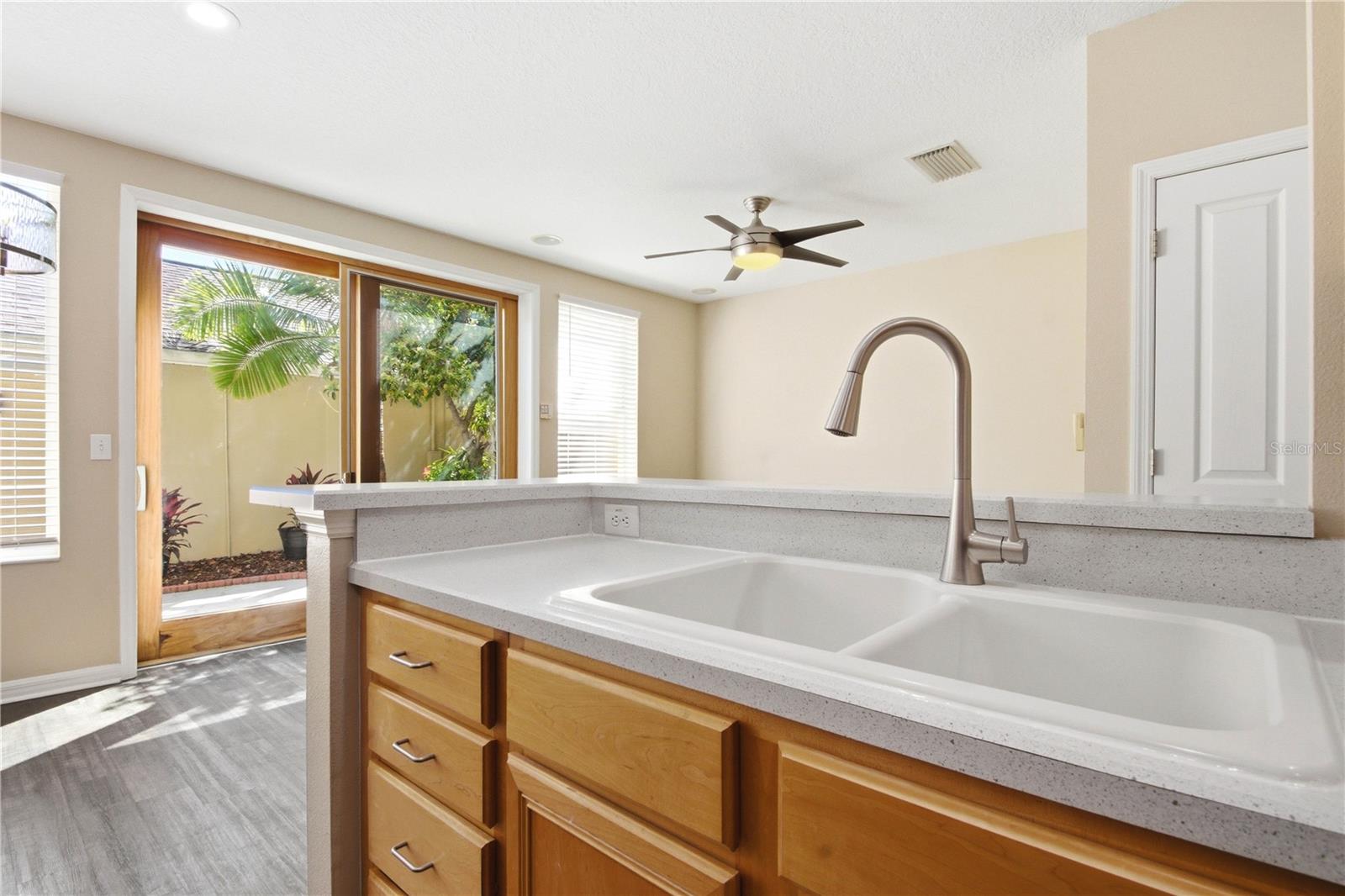 9808 NEW PARKE RD, TAMPA, FL, 33626