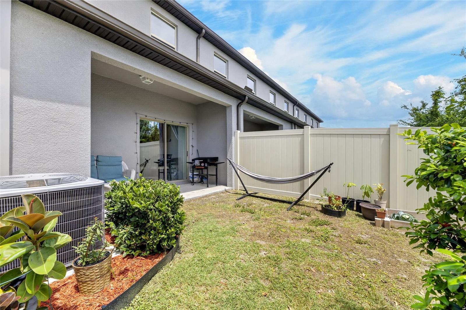 5084 FORUM BLVD, HOLIDAY, FL, 34690