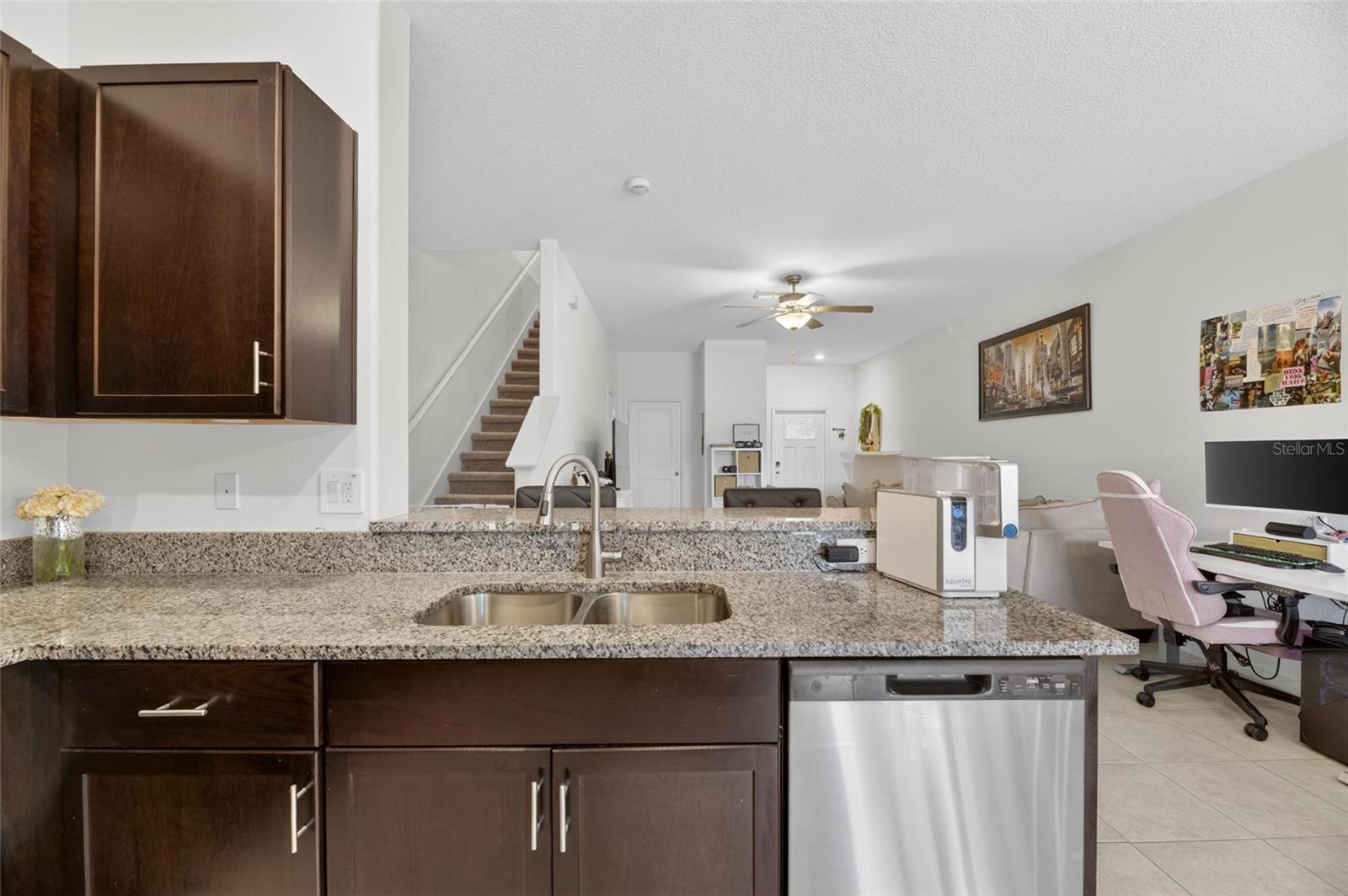 5084 FORUM BLVD, HOLIDAY, FL, 34690