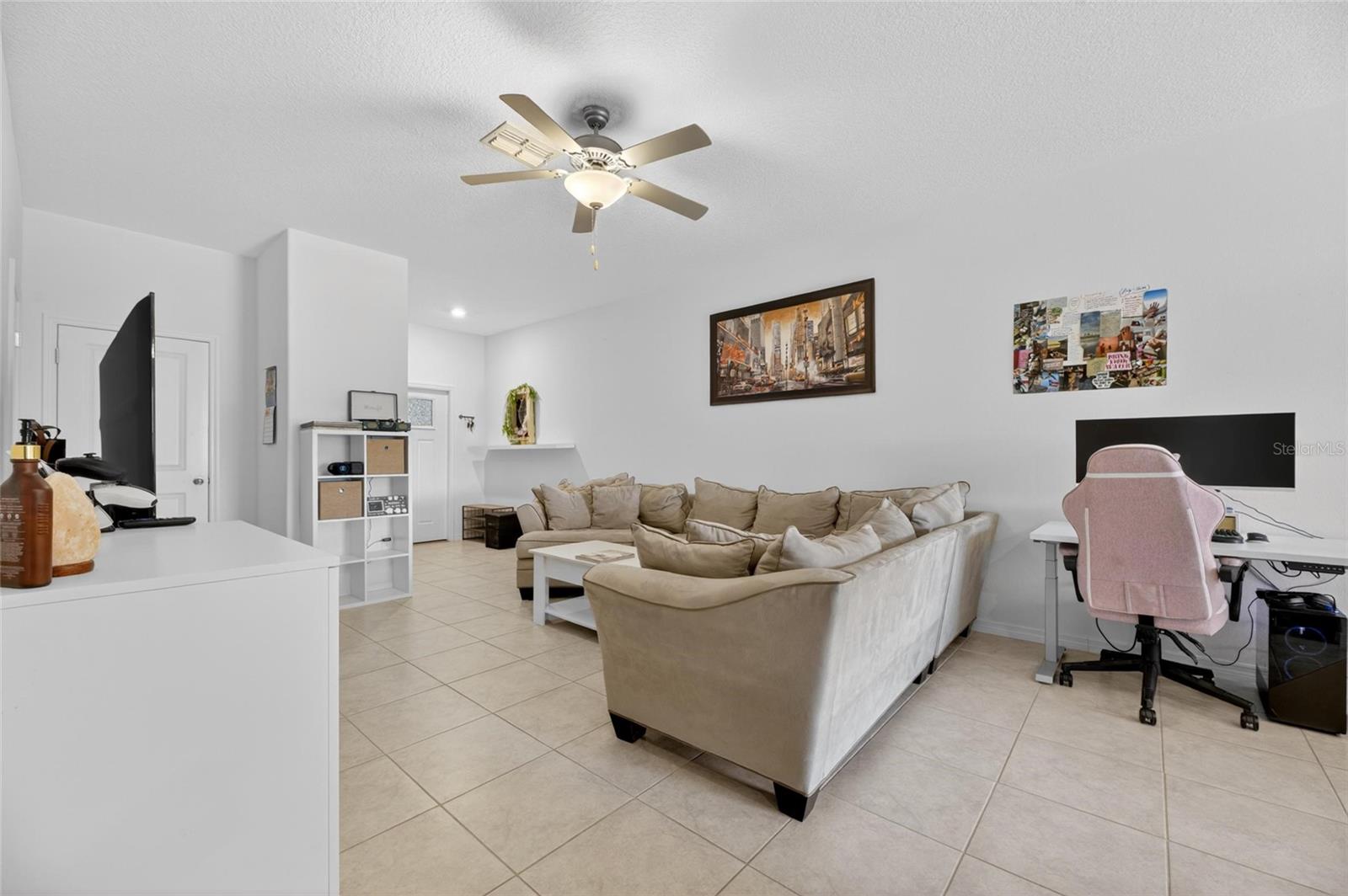 5084 FORUM BLVD, HOLIDAY, FL, 34690
