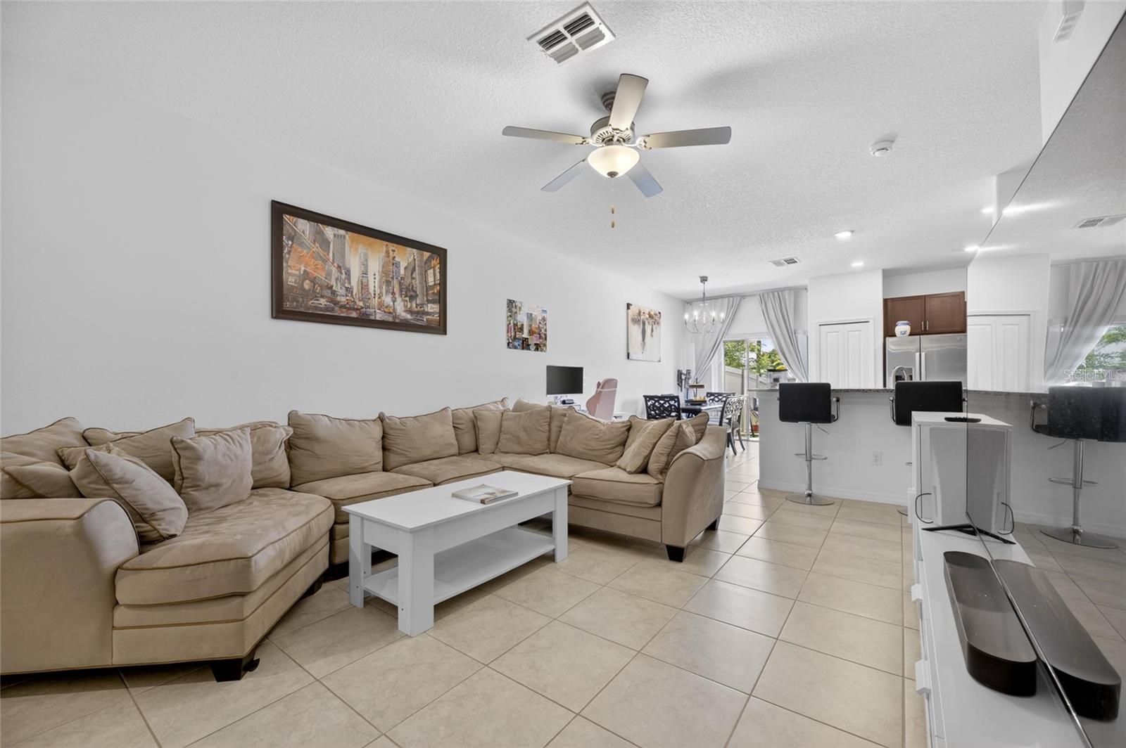 5084 FORUM BLVD, HOLIDAY, FL, 34690