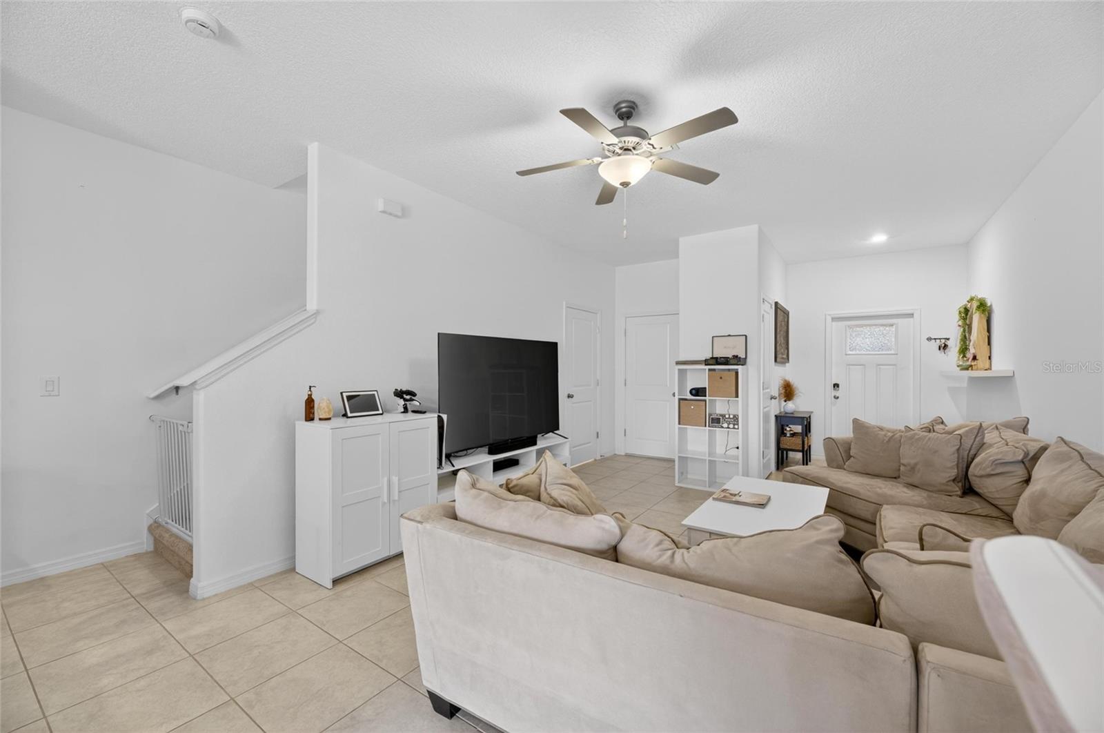 5084 FORUM BLVD, HOLIDAY, FL, 34690
