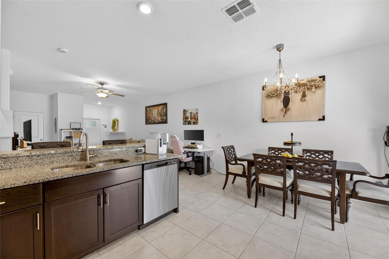 5084 FORUM BLVD, HOLIDAY, FL, 34690