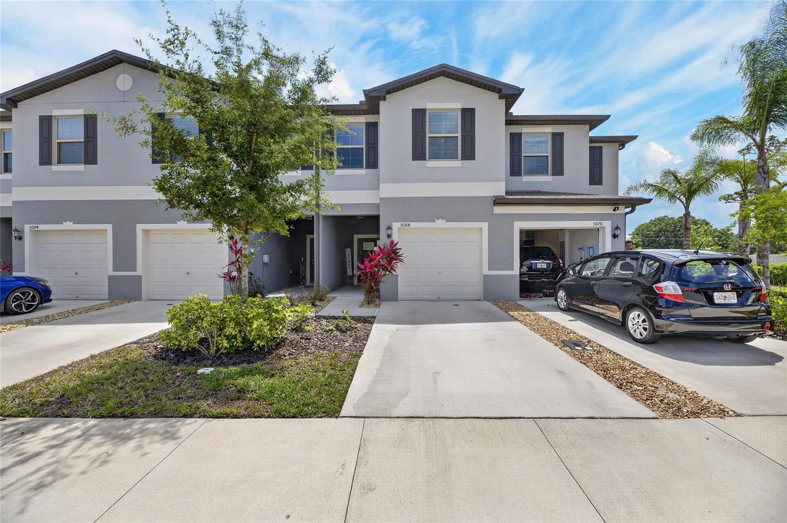 5084 FORUM BLVD, HOLIDAY, FL, 34690