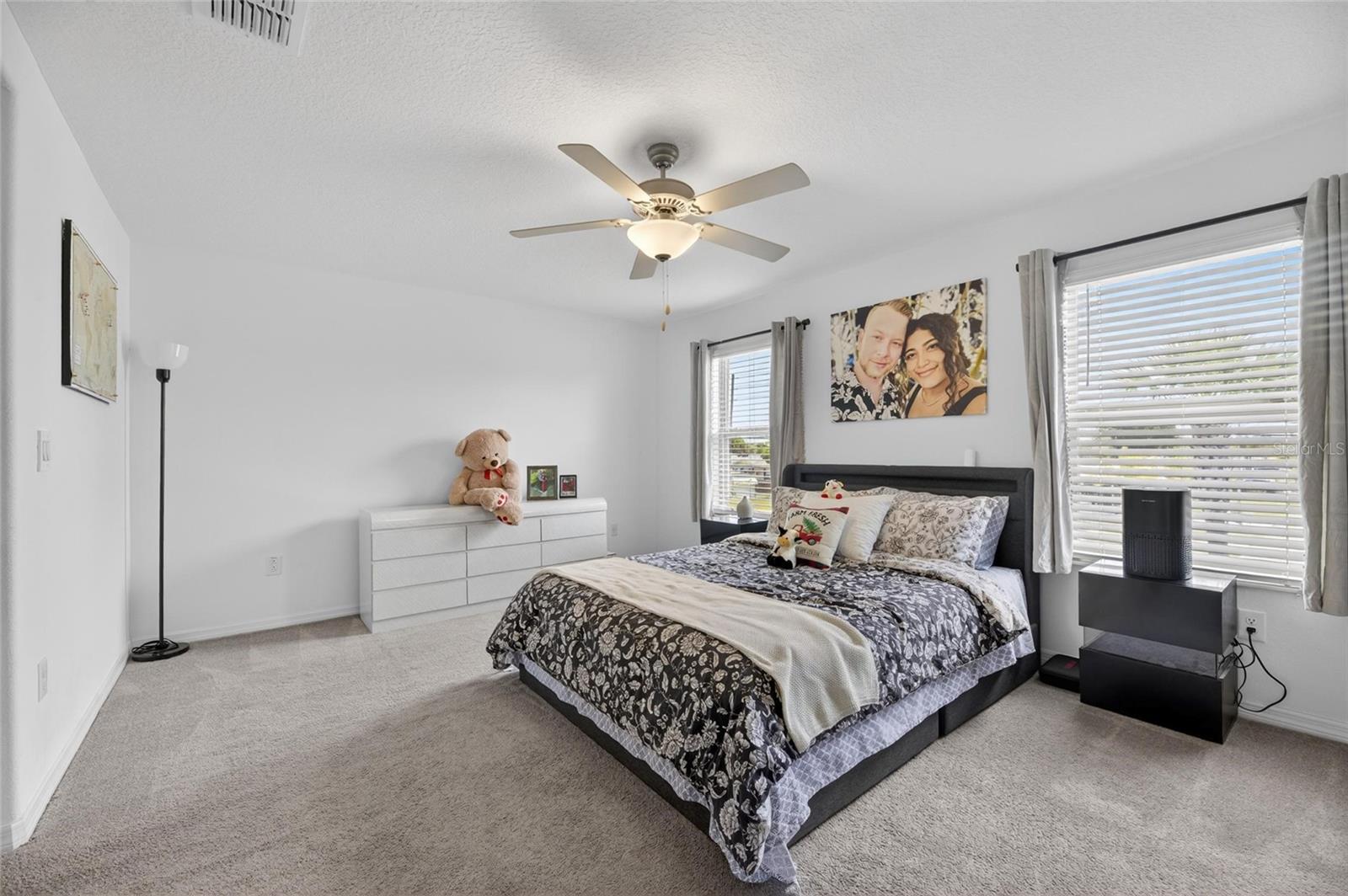 5084 FORUM BLVD, HOLIDAY, FL, 34690