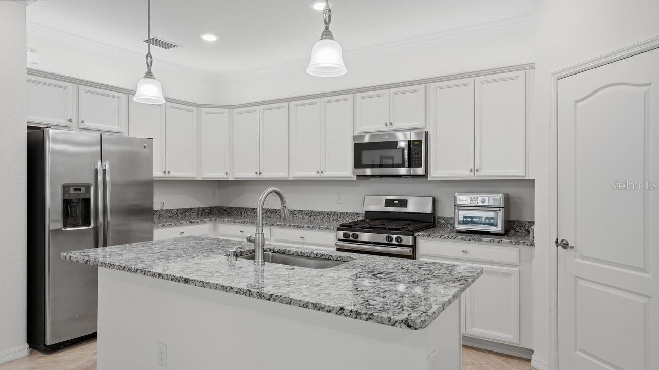 17007 BLUE RIDGE PL, BRADENTON, FL, 34211