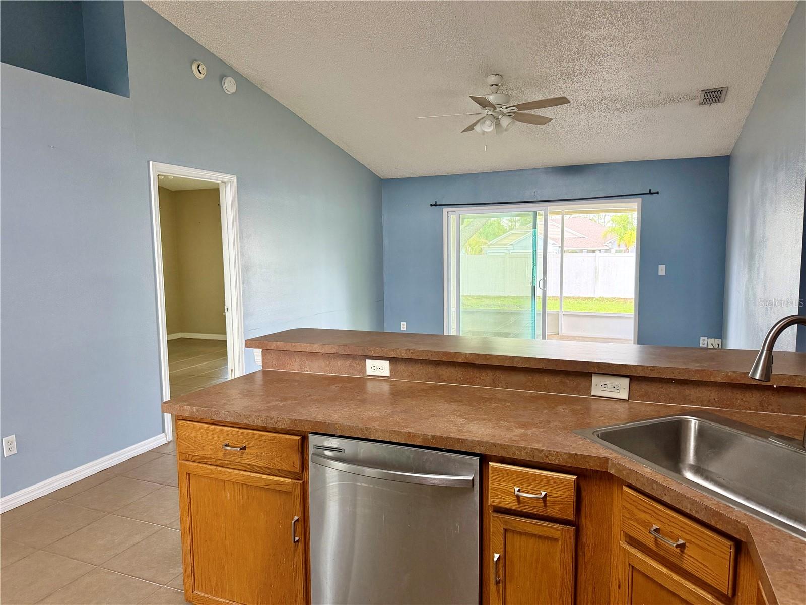 1453 WHOOPING DR, GROVELAND, FL, 34736