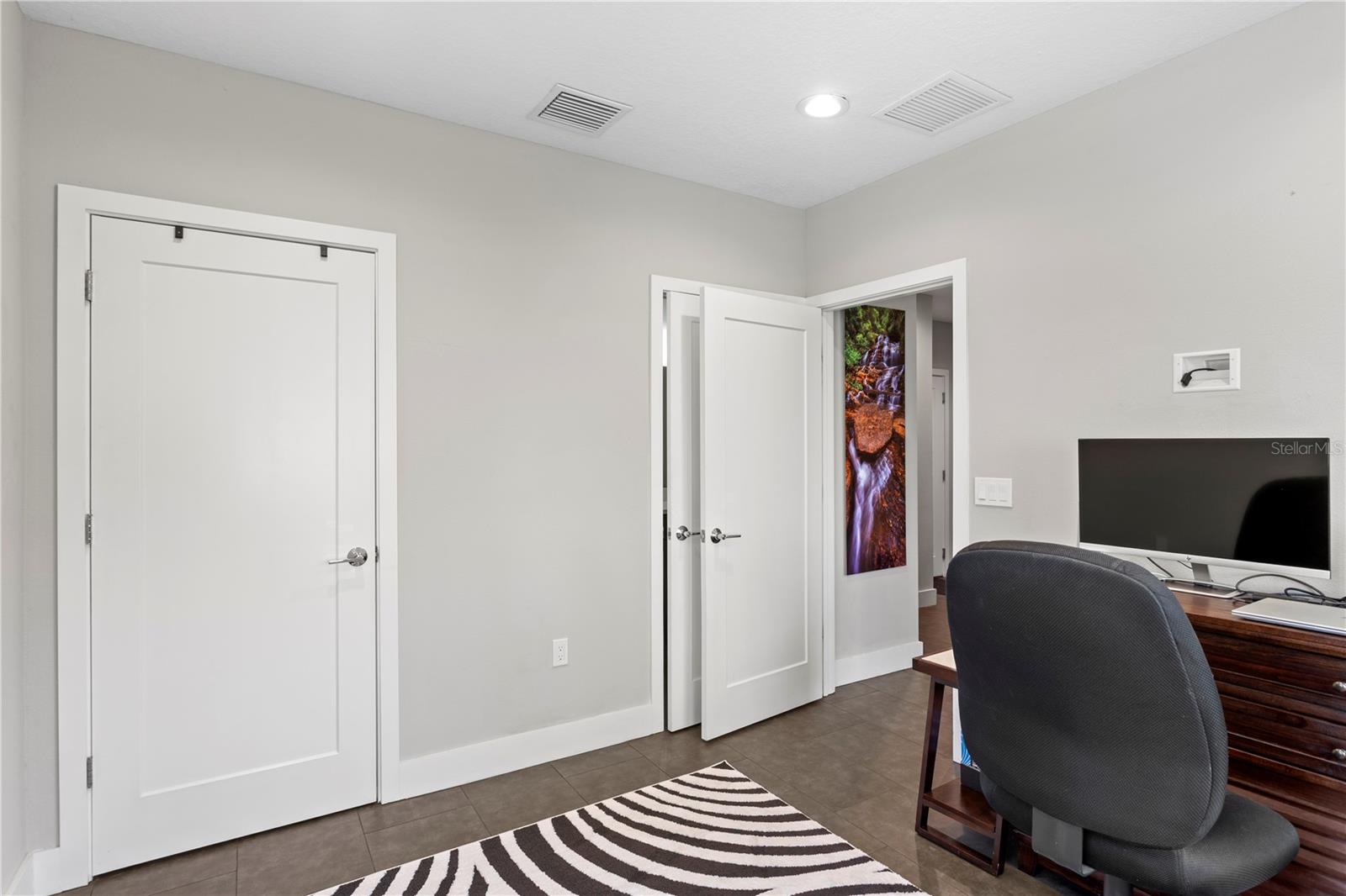 2521 11TH PL N, ST PETERSBURG, FL, 33713