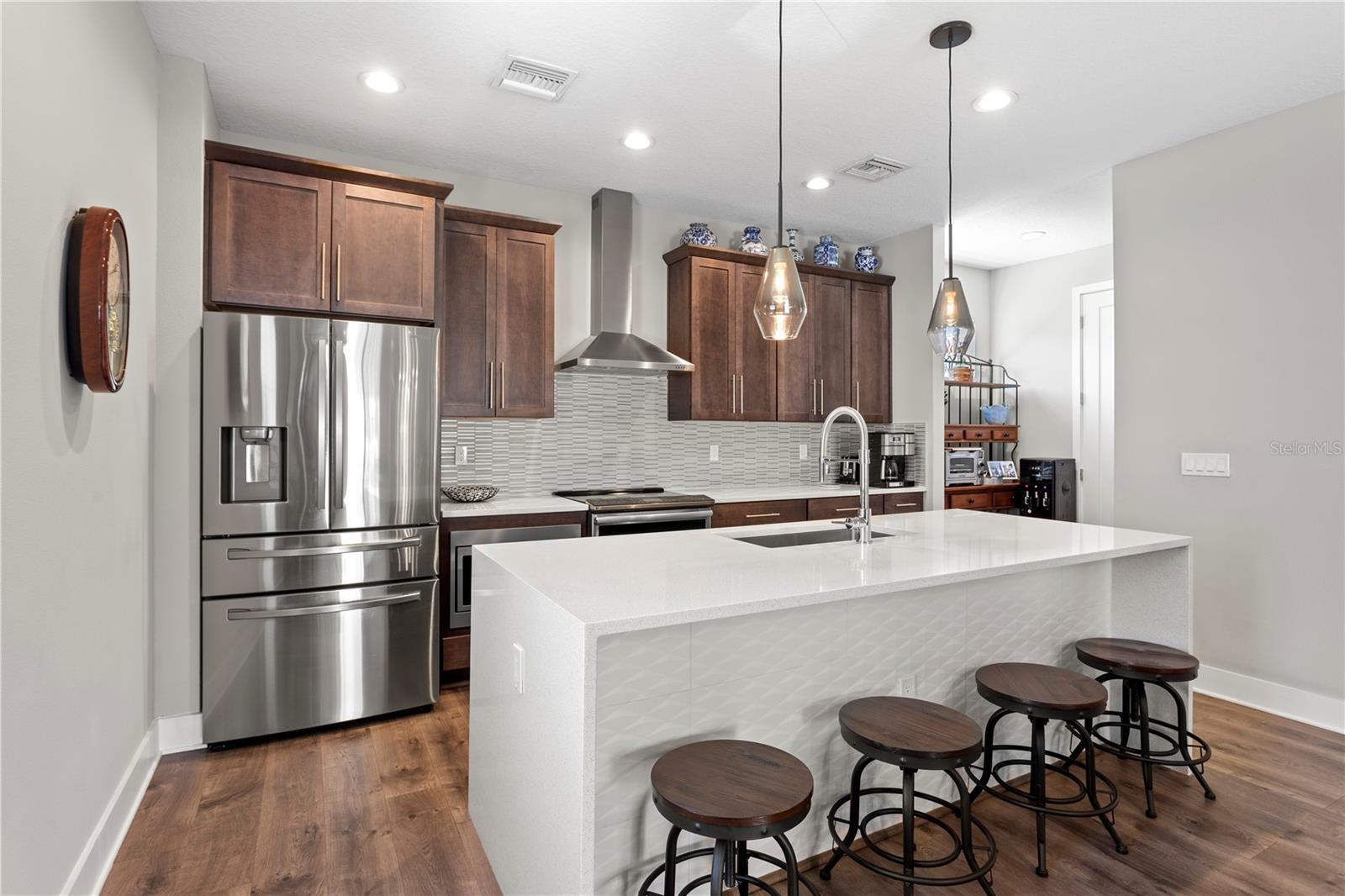 2521 11TH PL N, ST PETERSBURG, FL, 33713