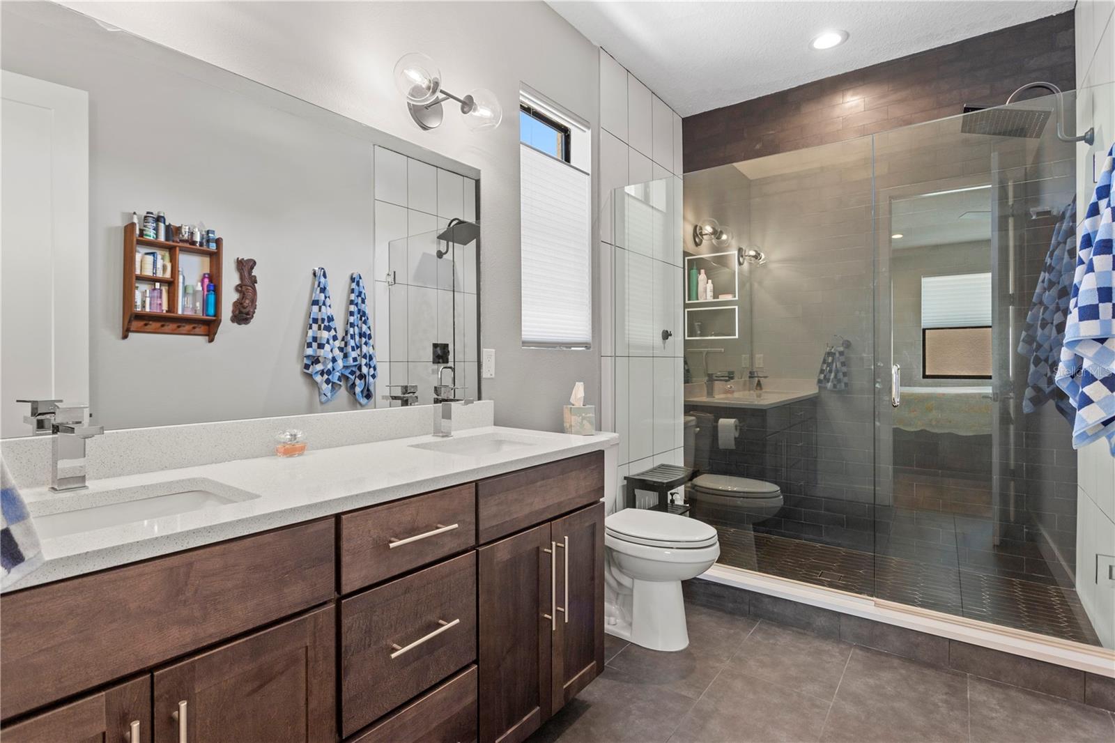 2521 11TH PL N, ST PETERSBURG, FL, 33713