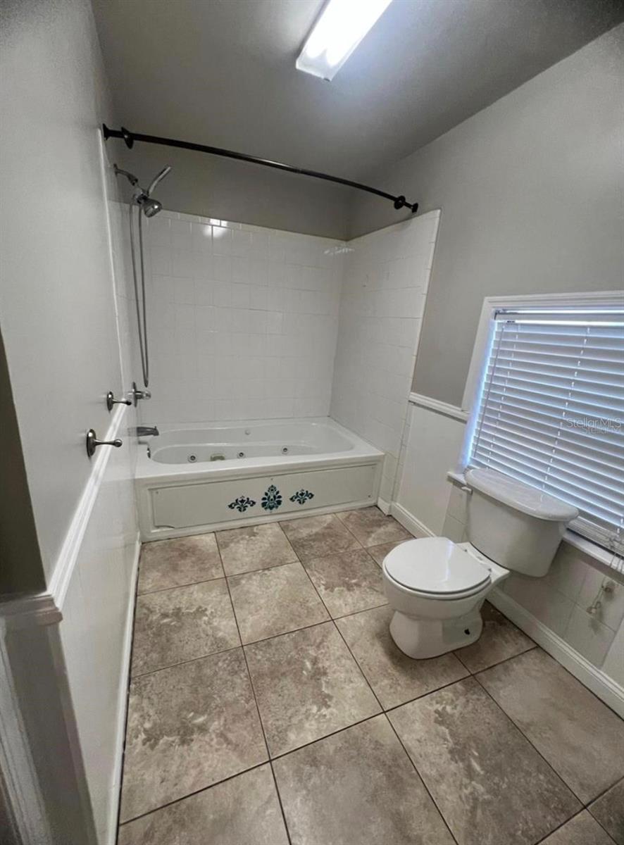 3225 CLEVELAND HEIGHTS BLVD, LAKELAND, FL, 33803