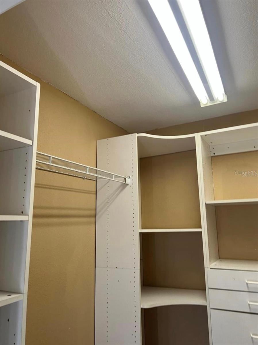 3225 CLEVELAND HEIGHTS BLVD, LAKELAND, FL, 33803