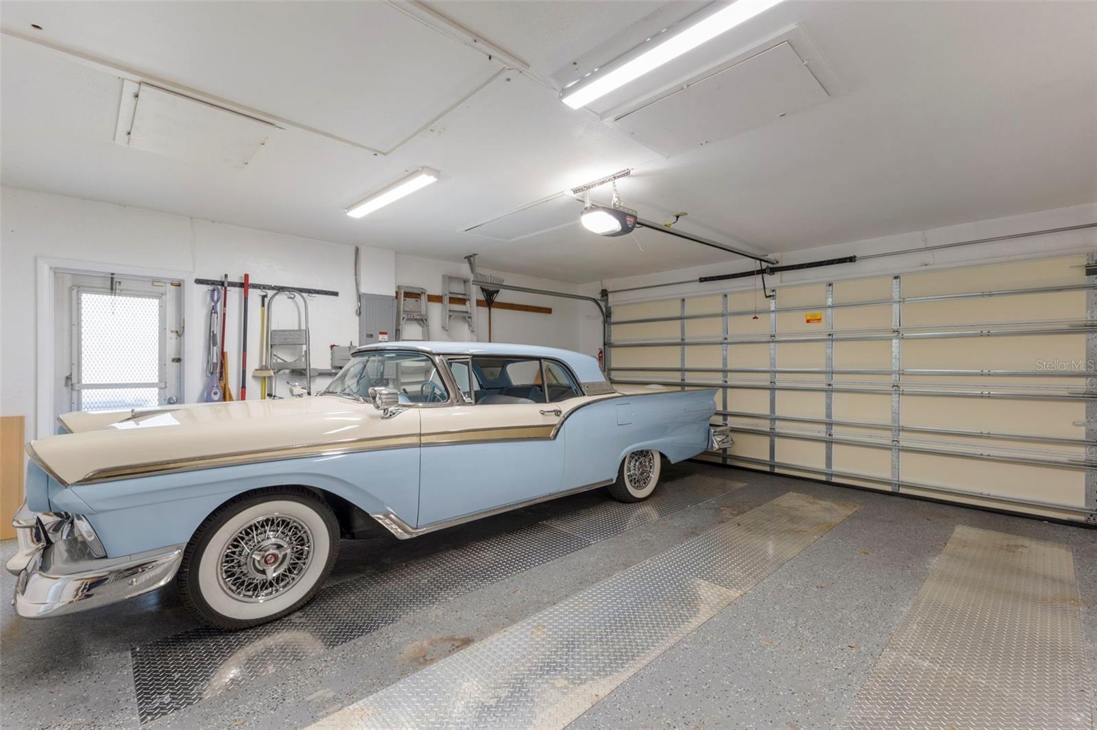 2836 QUAIL HOLLOW RD W, CLEARWATER, FL, 33761