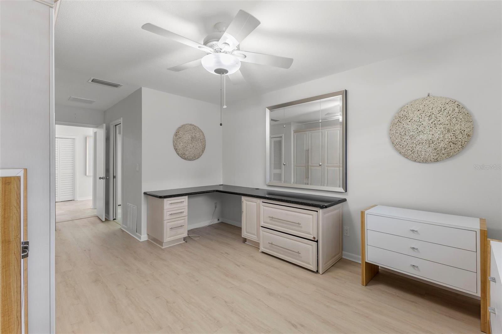 2836 QUAIL HOLLOW RD W, CLEARWATER, FL, 33761