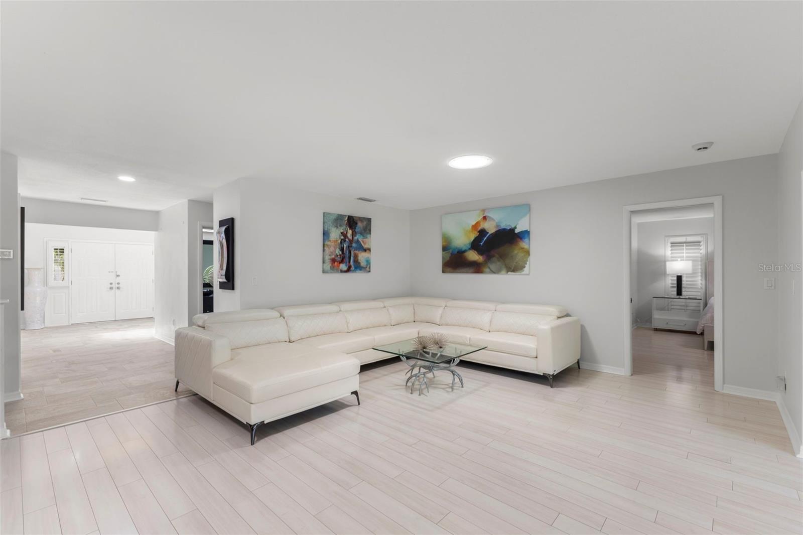 2836 QUAIL HOLLOW RD W, CLEARWATER, FL, 33761