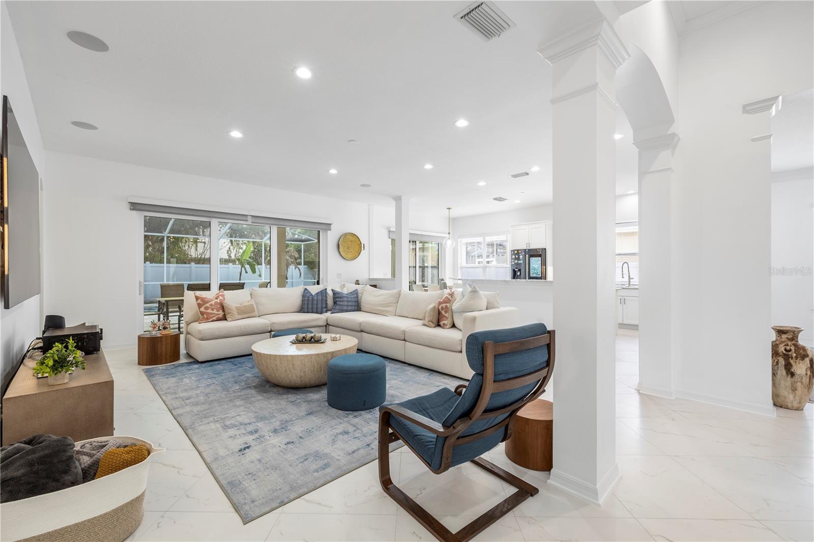 10254 SHADOW BRANCH DR, TAMPA, FL, 33647