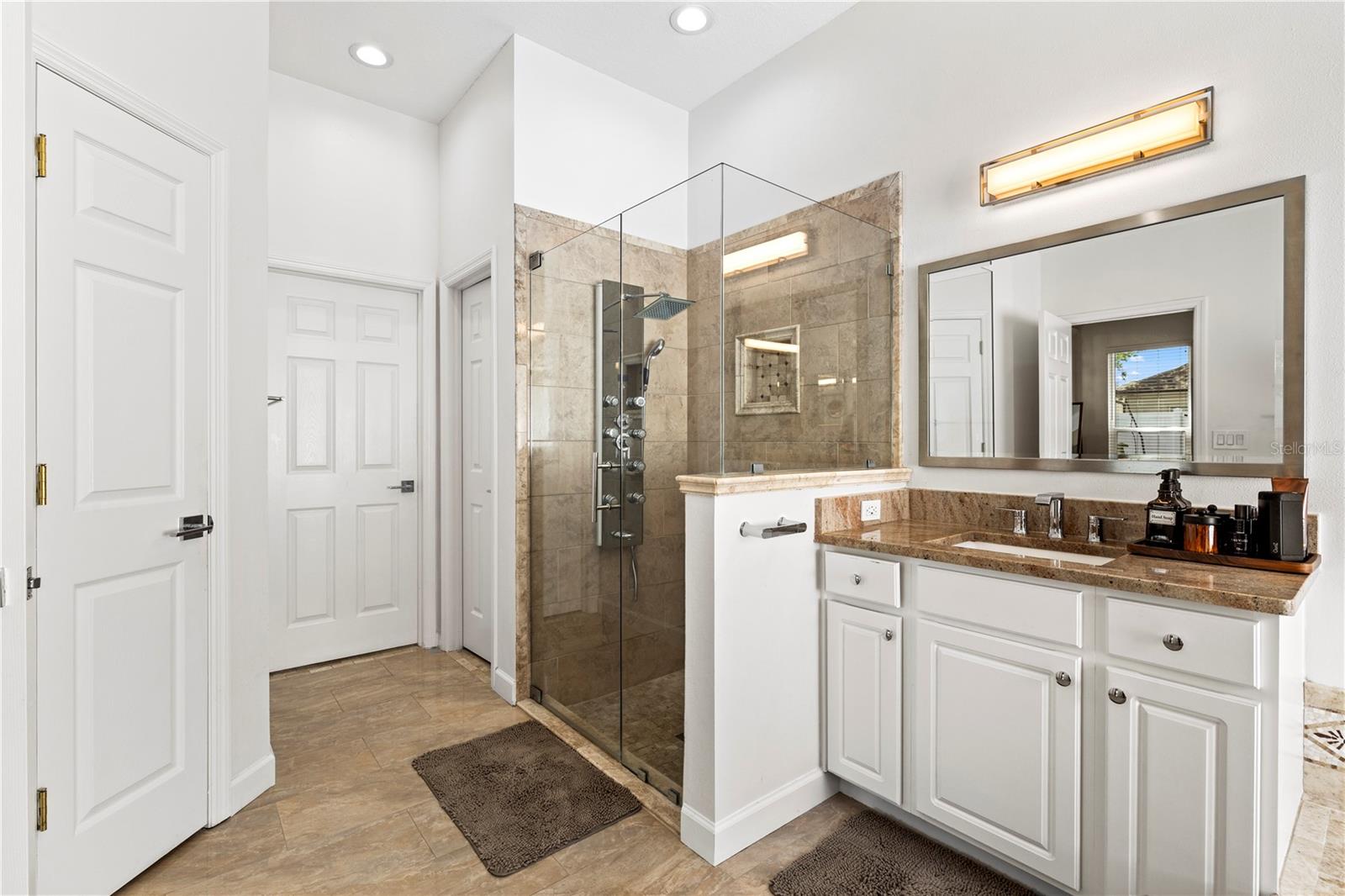 10254 SHADOW BRANCH DR, TAMPA, FL, 33647