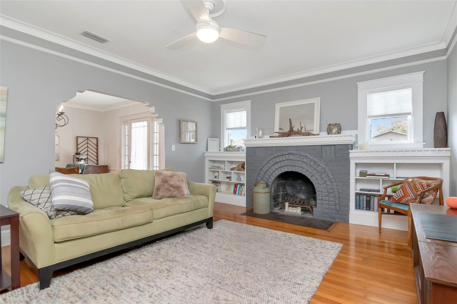 1601 E POWHATAN AVE, TAMPA, FL, 33610