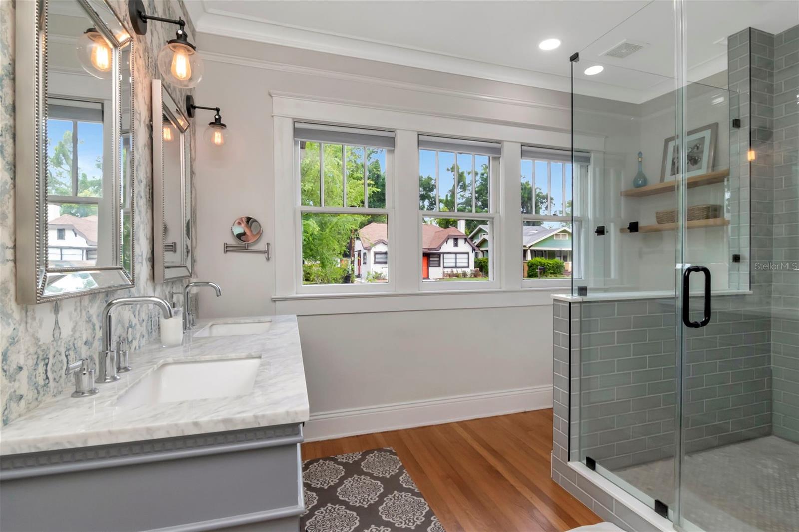 1601 E POWHATAN AVE, TAMPA, FL, 33610