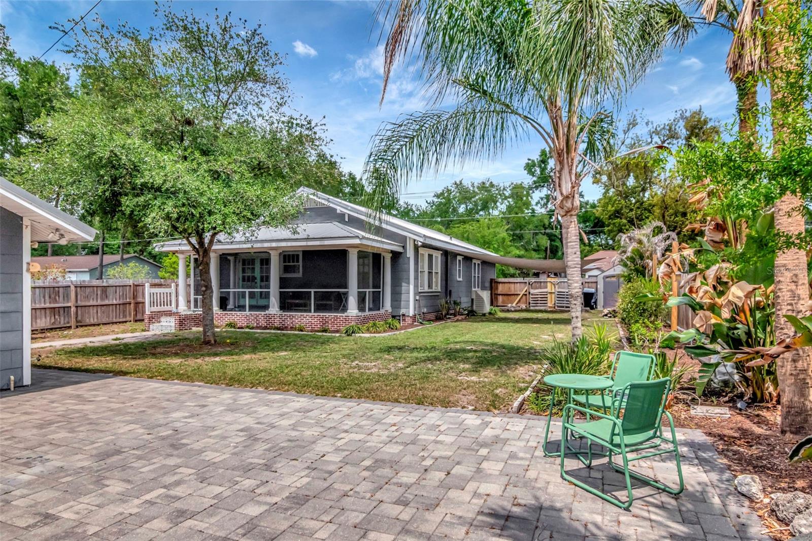 1601 E POWHATAN AVE, TAMPA, FL, 33610