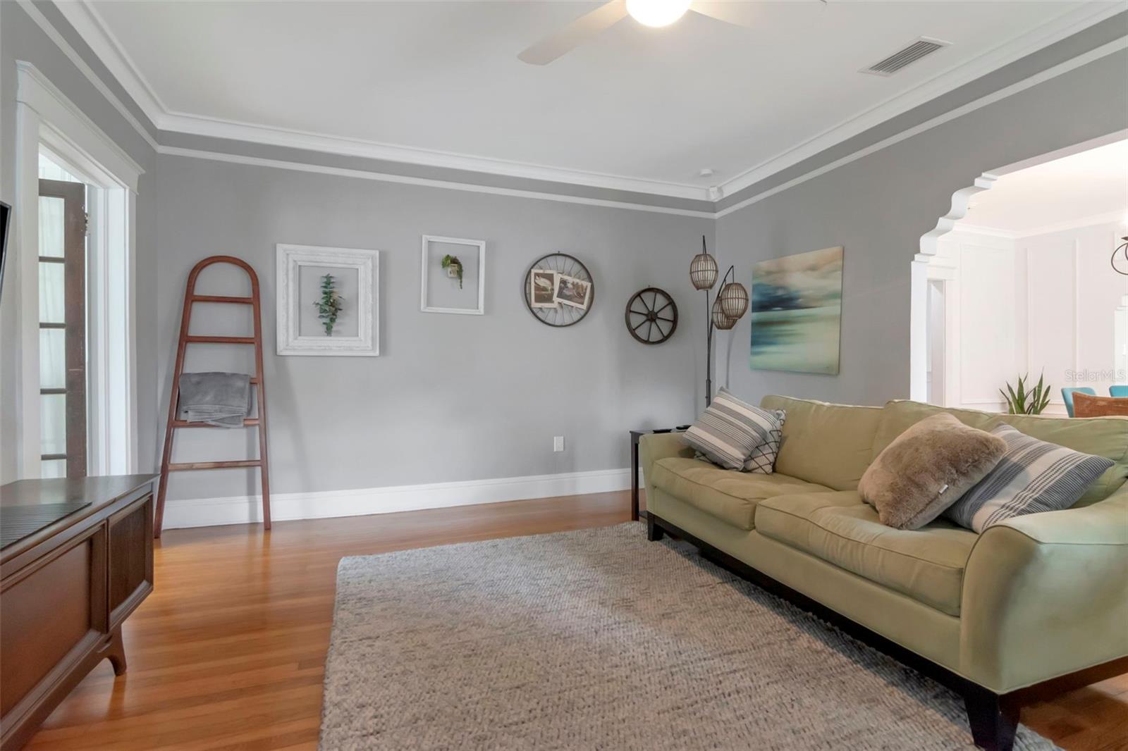 1601 E POWHATAN AVE, TAMPA, FL, 33610