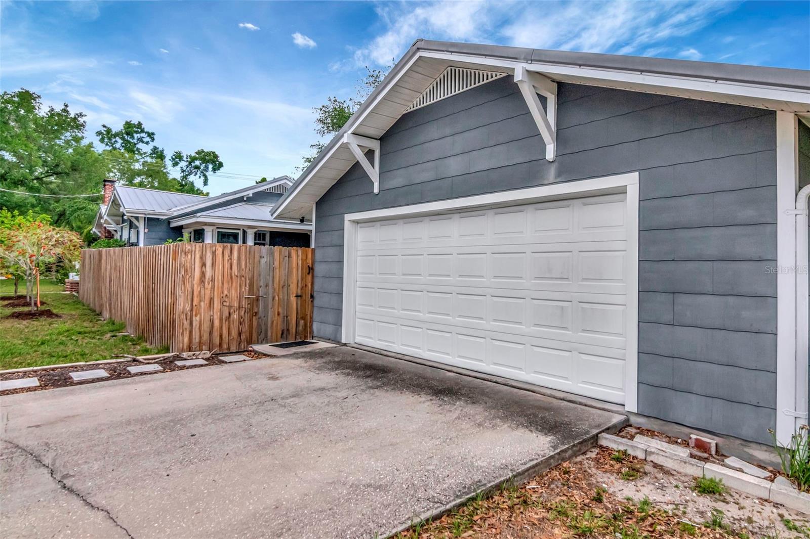 1601 E POWHATAN AVE, TAMPA, FL, 33610