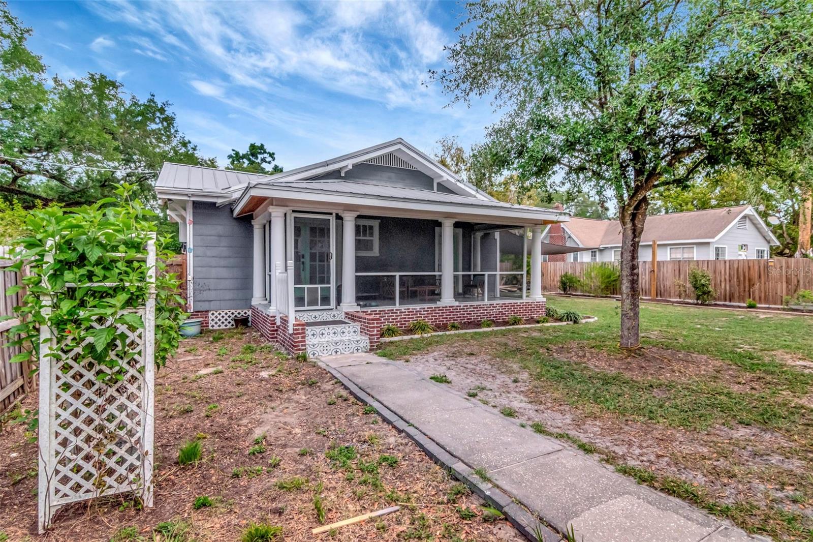 1601 E POWHATAN AVE, TAMPA, FL, 33610