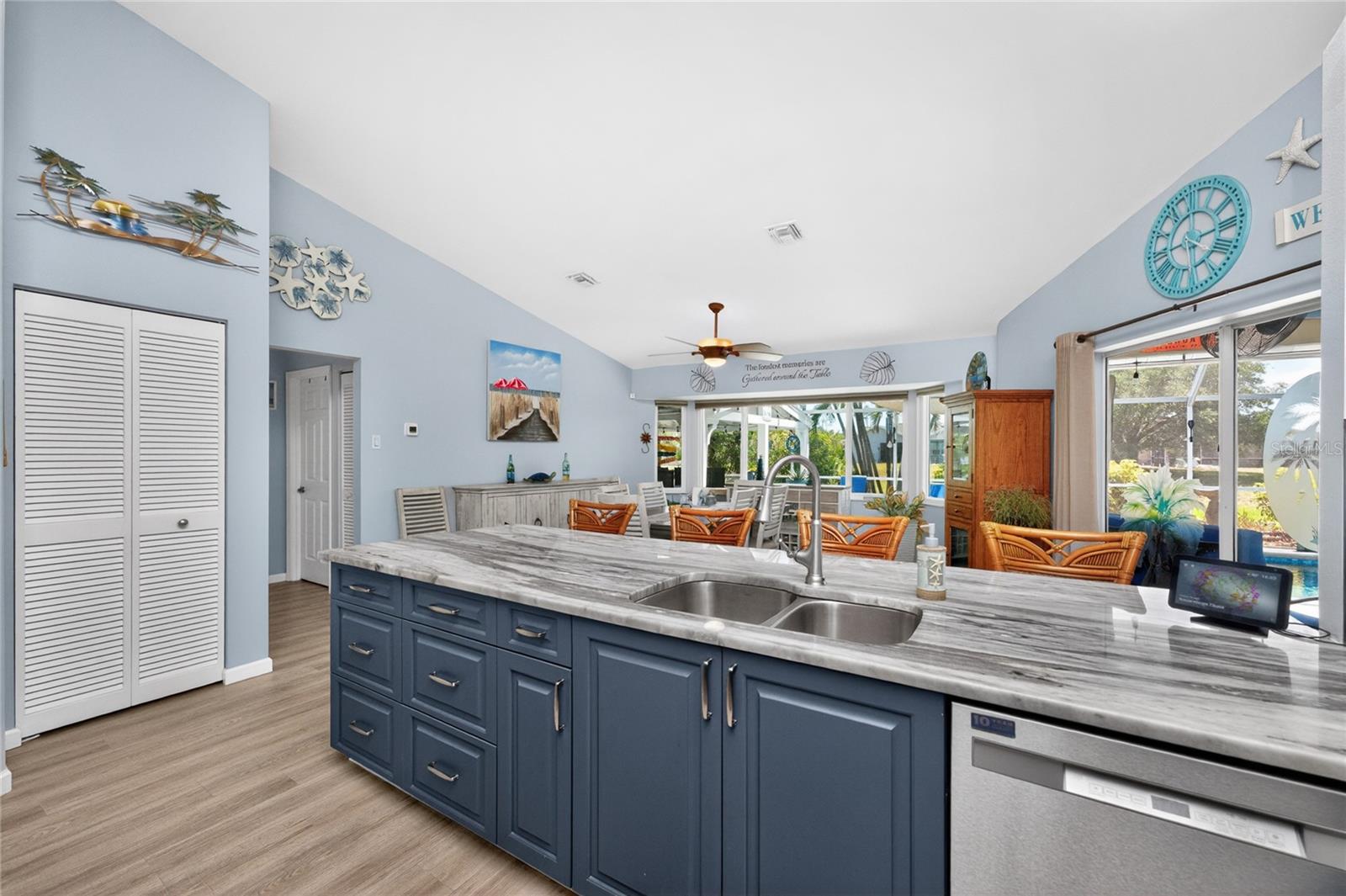 7 SPORTSMAN TER, ROTONDA WEST, FL, 33947