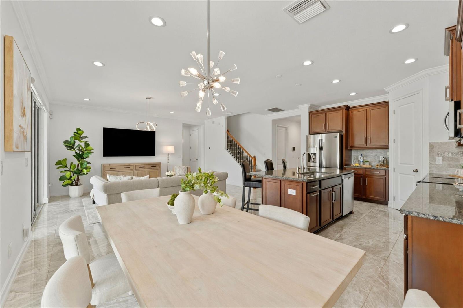 8012 RED ORCHARD CT, TAMPA, FL, 33635