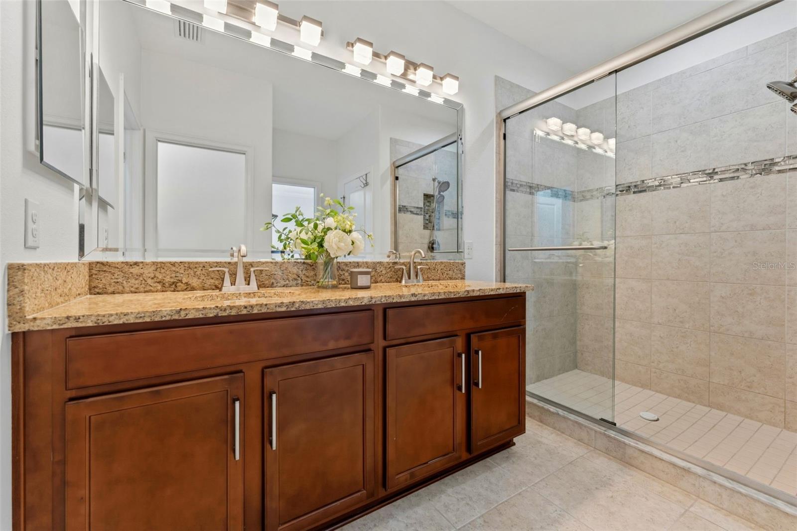 8012 RED ORCHARD CT, TAMPA, FL, 33635