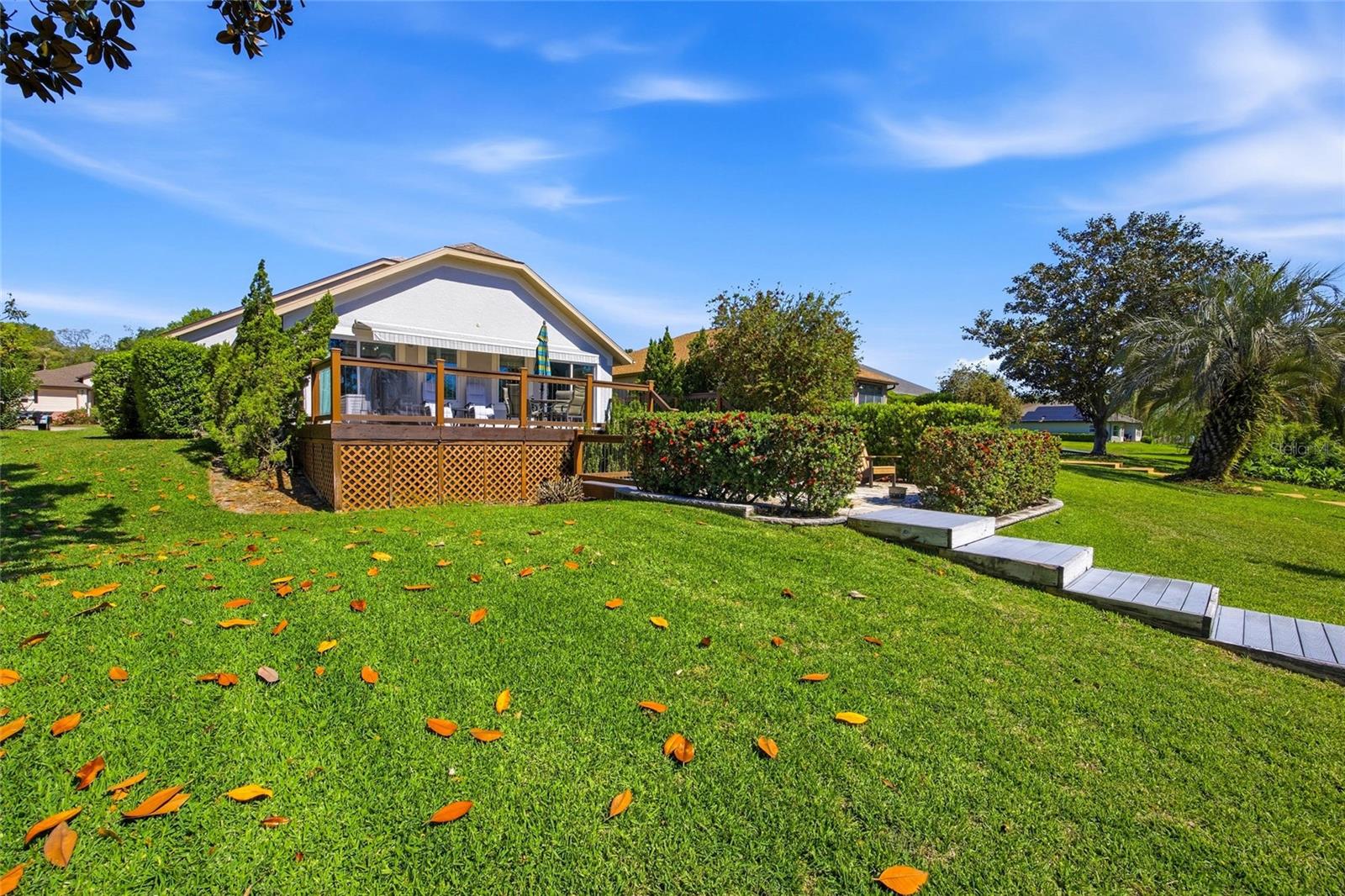 6120 LANDINGS BLVD, LADY LAKE, FL, 32159