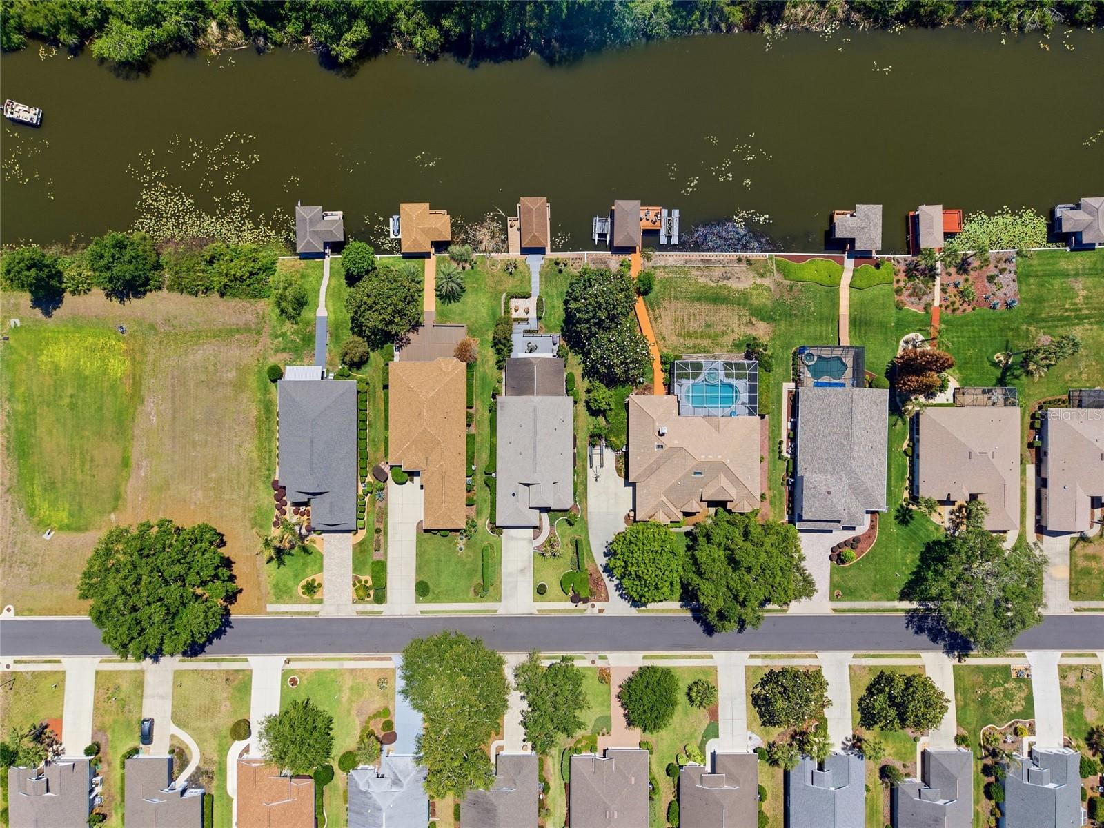 6120 LANDINGS BLVD, LADY LAKE, FL, 32159