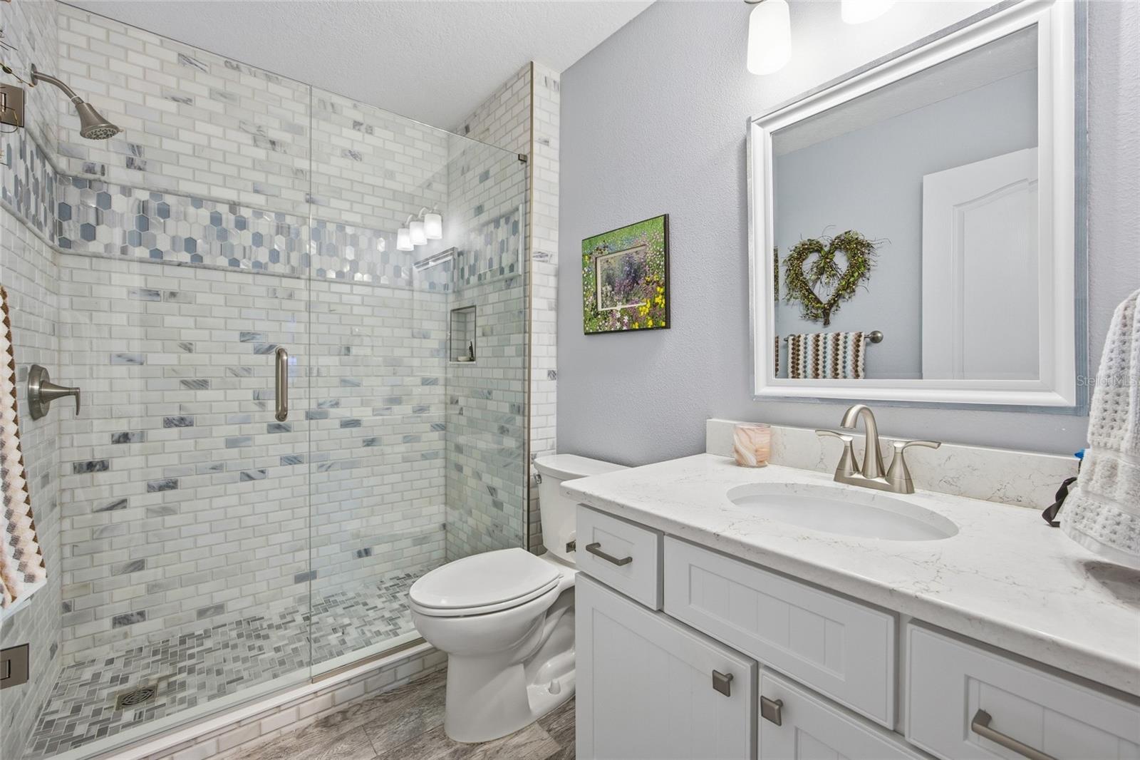 6120 LANDINGS BLVD, LADY LAKE, FL, 32159