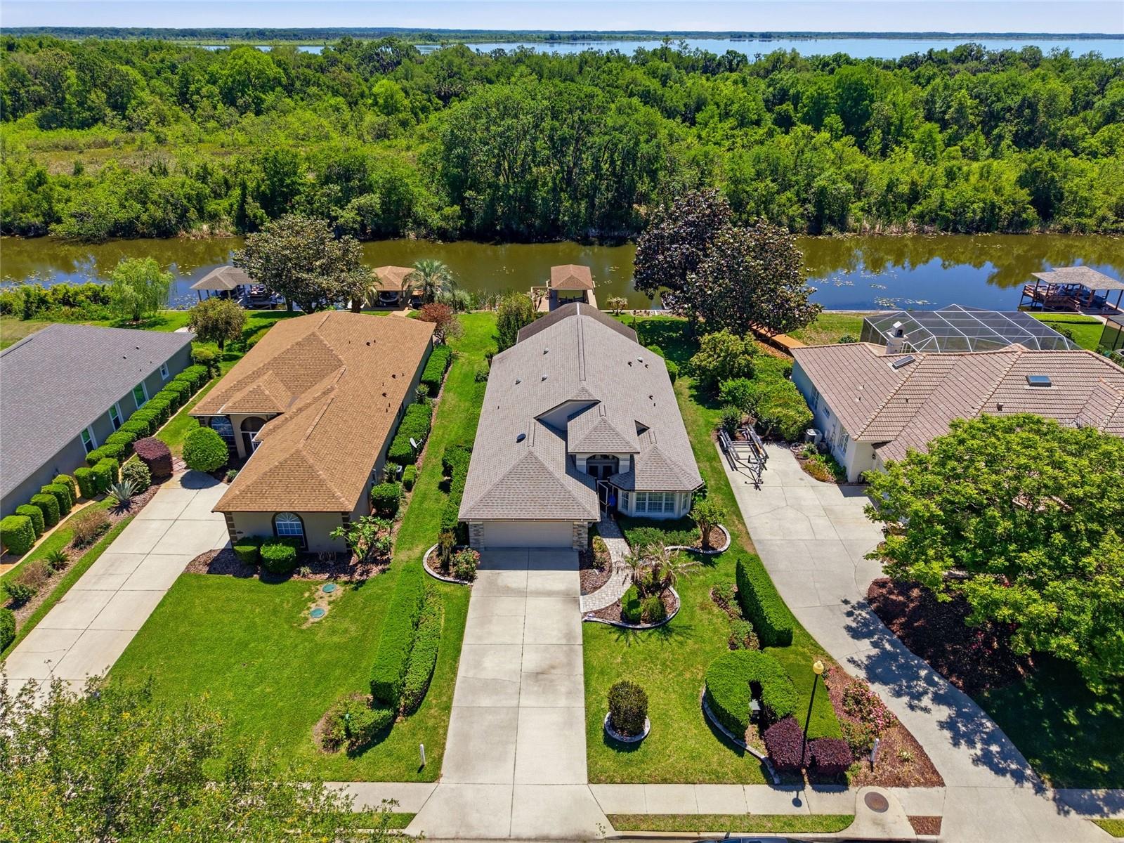 6120 LANDINGS BLVD, LADY LAKE, FL, 32159