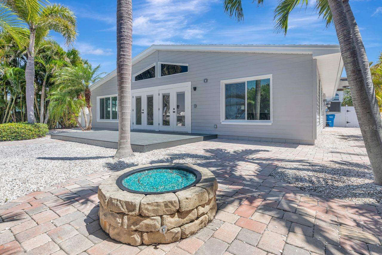 308 173RD AVE E, NORTH REDINGTON BEACH, FL, 33708