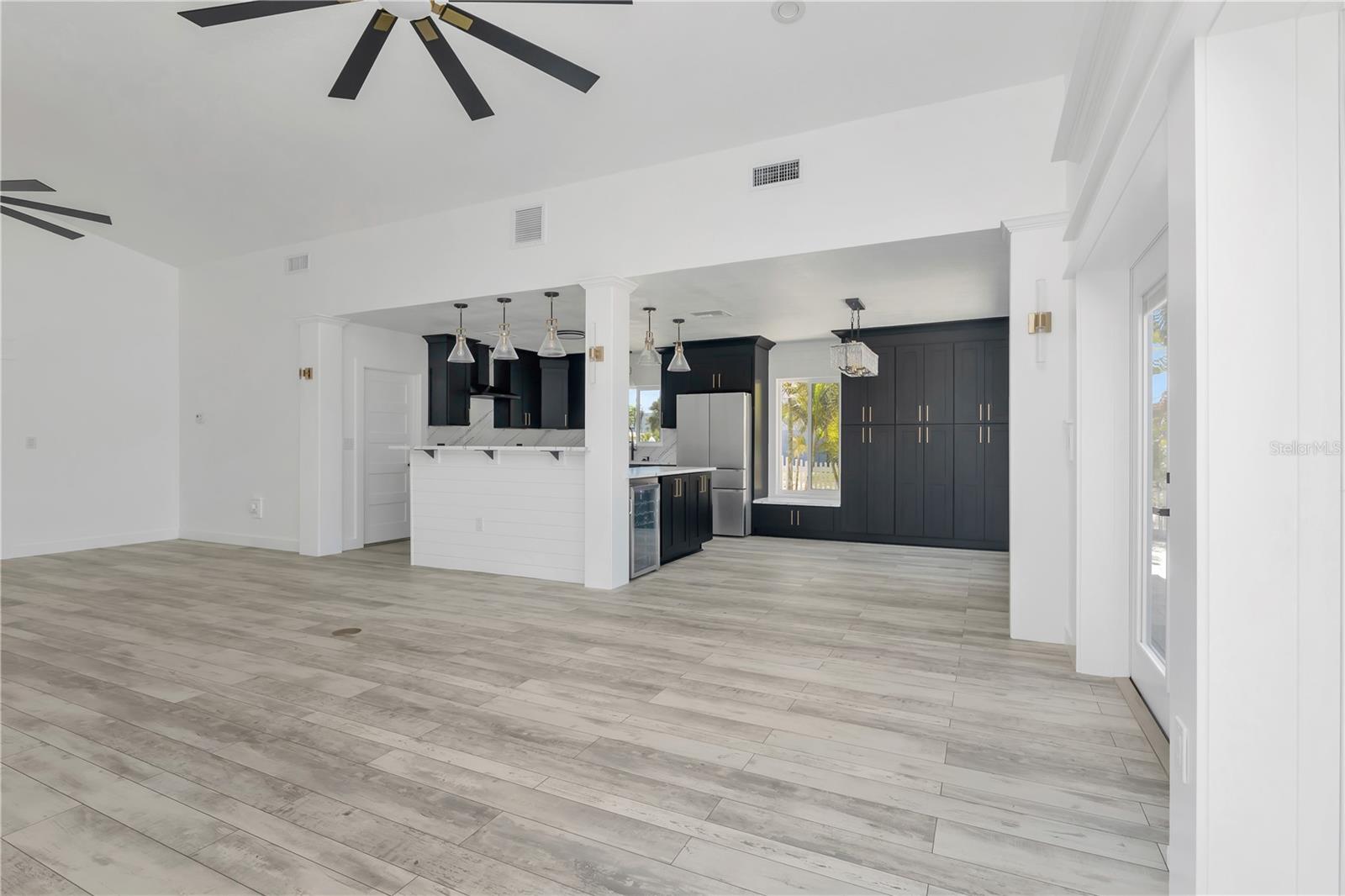 308 173RD AVE E, NORTH REDINGTON BEACH, FL, 33708