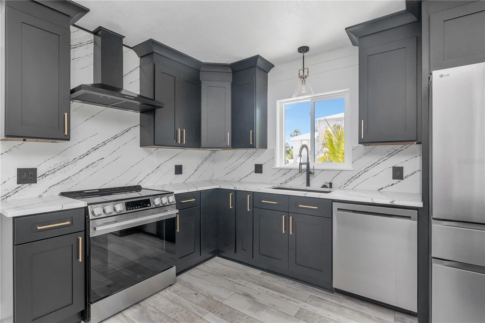 308 173RD AVE E, NORTH REDINGTON BEACH, FL, 33708