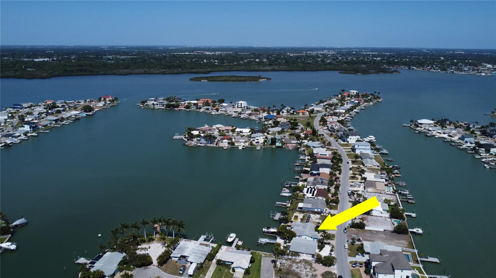 308 173RD AVE E, NORTH REDINGTON BEACH, FL, 33708