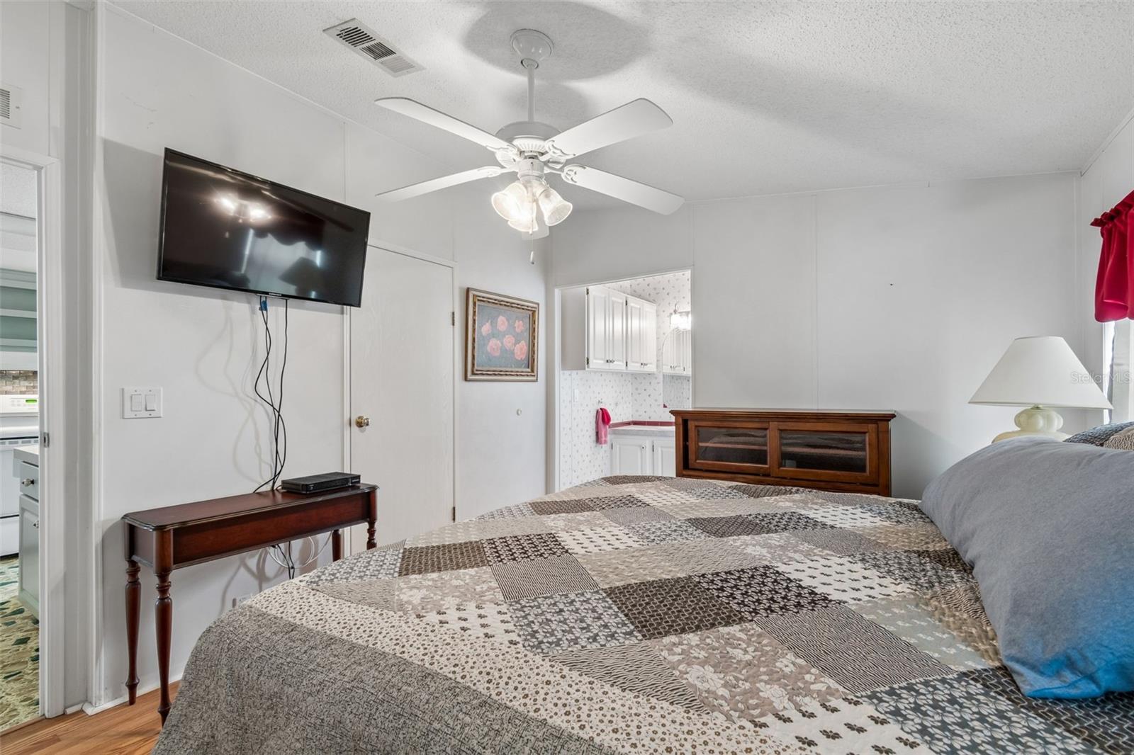 37644 PINATA AVE, ZEPHYRHILLS, FL, 33541